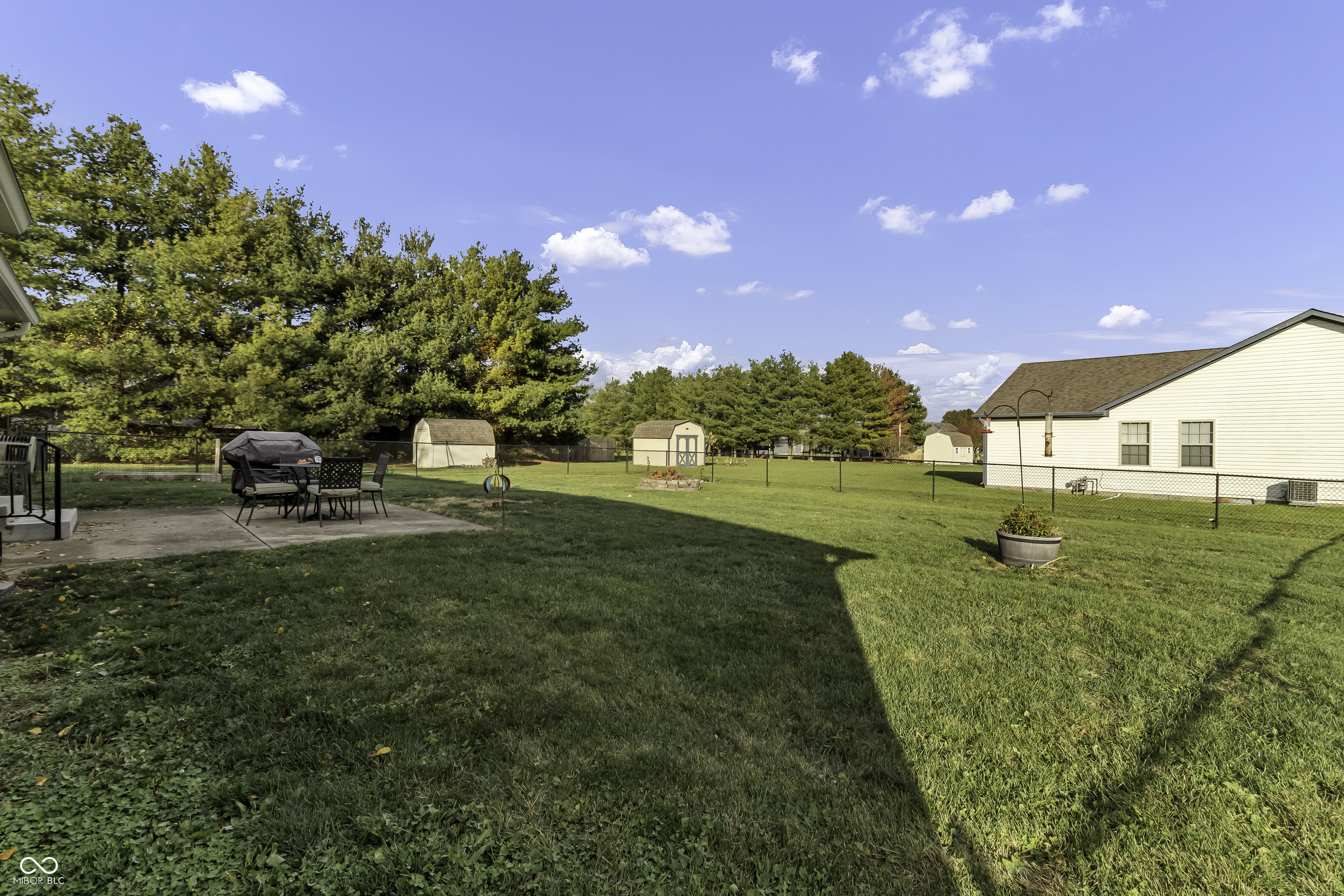 4747 N Mill Court