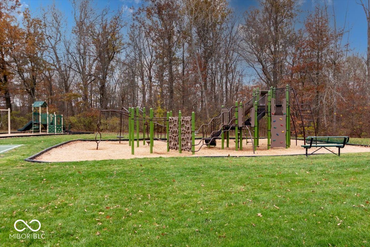 1364 Fall Ridge Drive