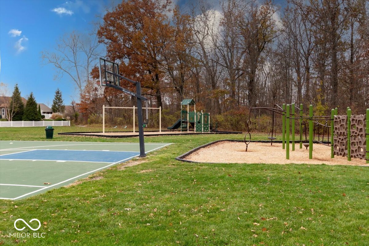 1364 Fall Ridge Drive