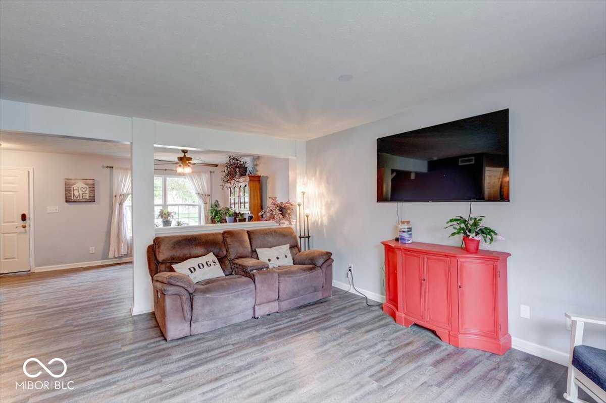 1364 Fall Ridge Drive