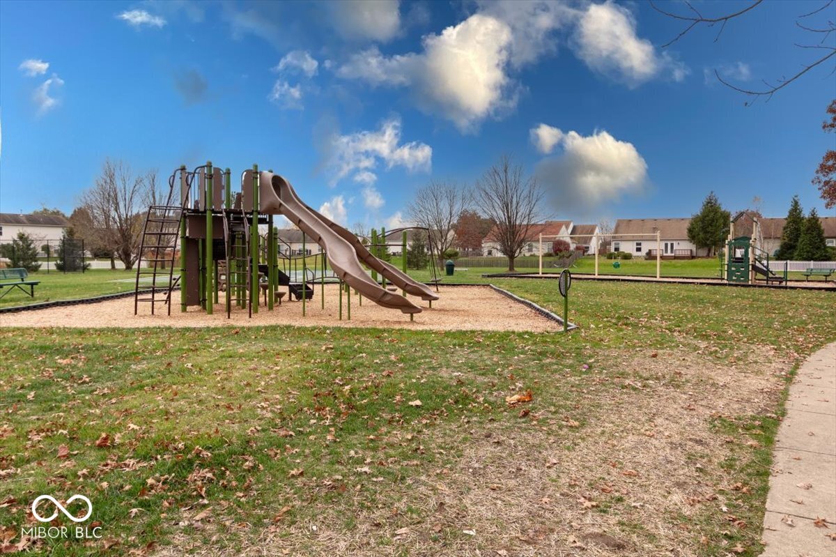 1364 Fall Ridge Drive
