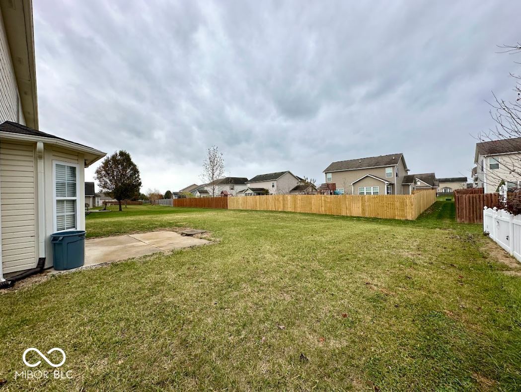 2342 Bluewood Way