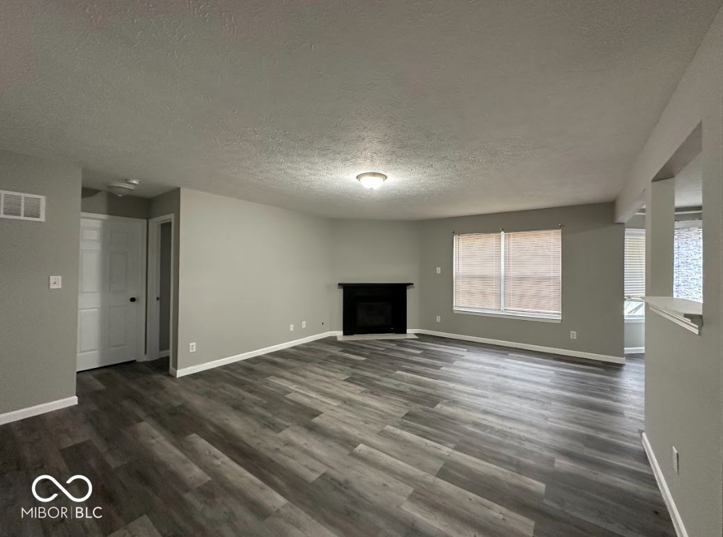 2342 Bluewood Way