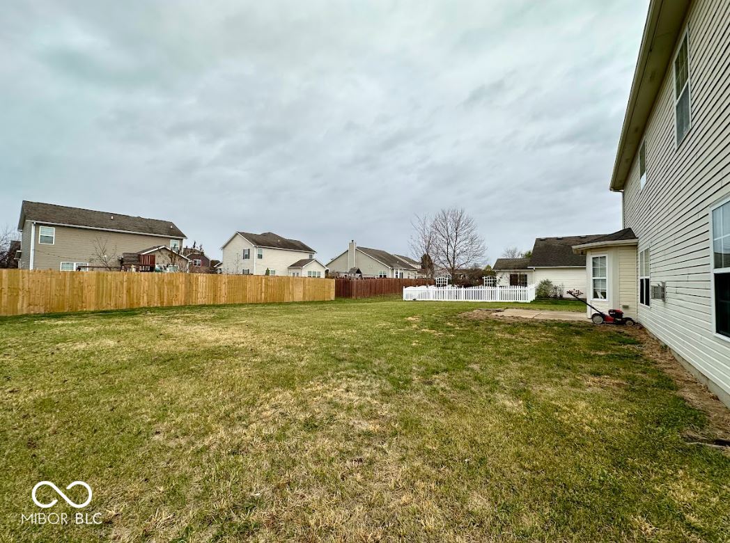 2342 Bluewood Way