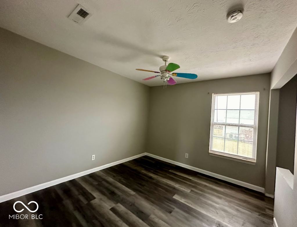 2342 Bluewood Way