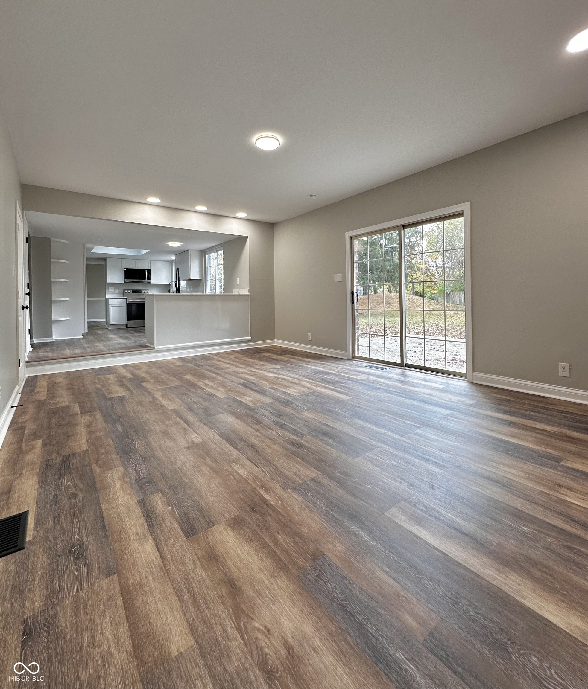 3270 Acacia Drive