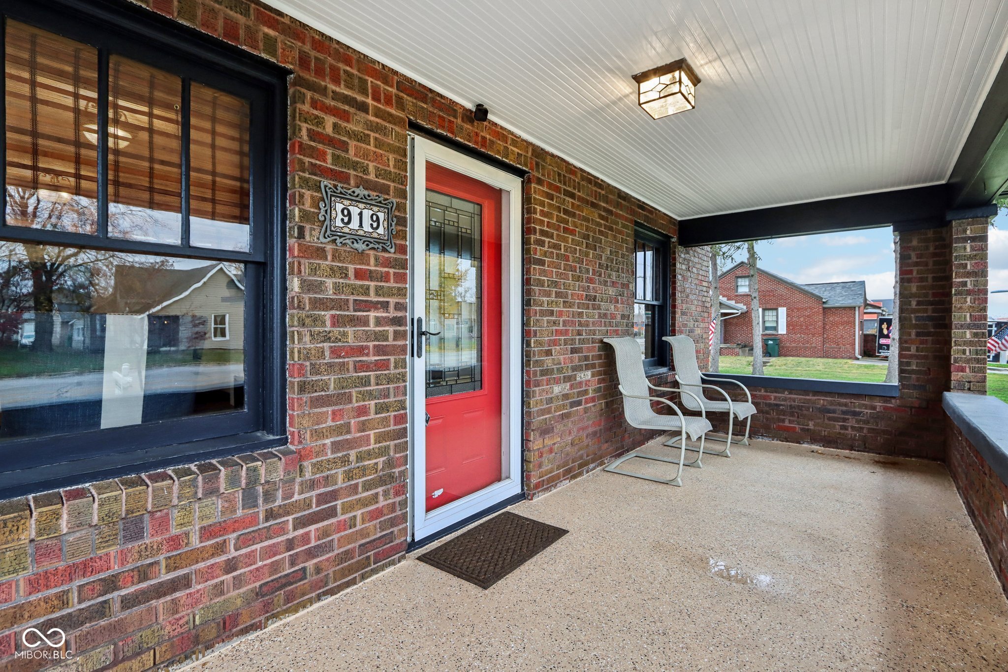 919 W Main Street
