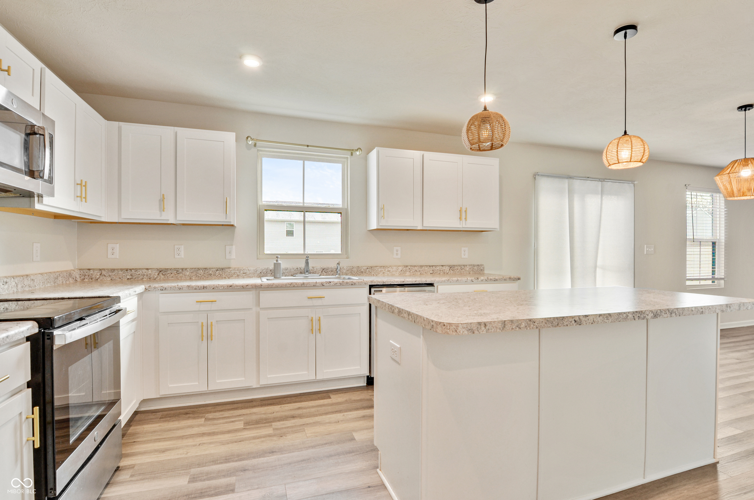 13819 N Tiosa Lane