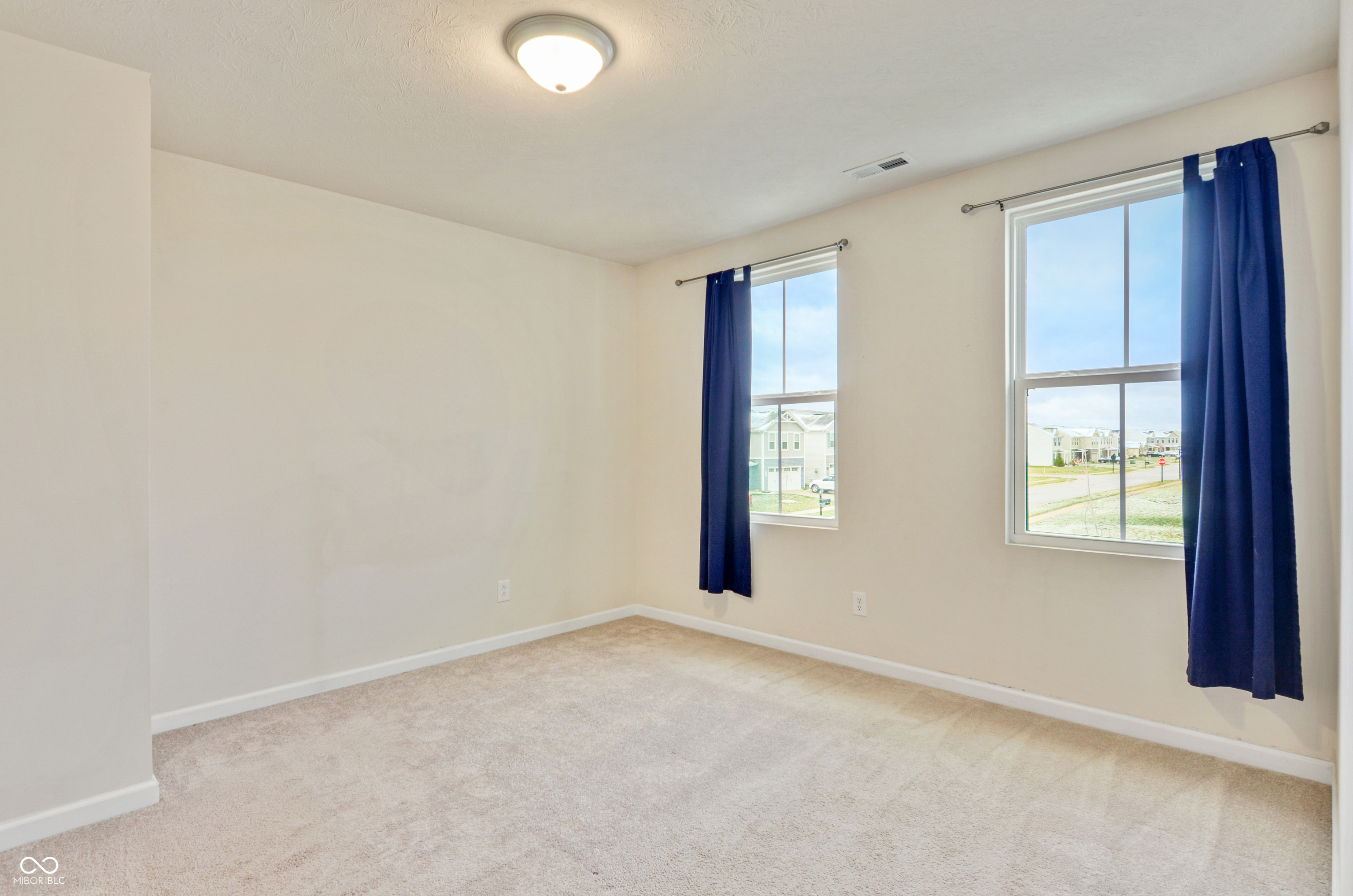 13819 N Tiosa Lane