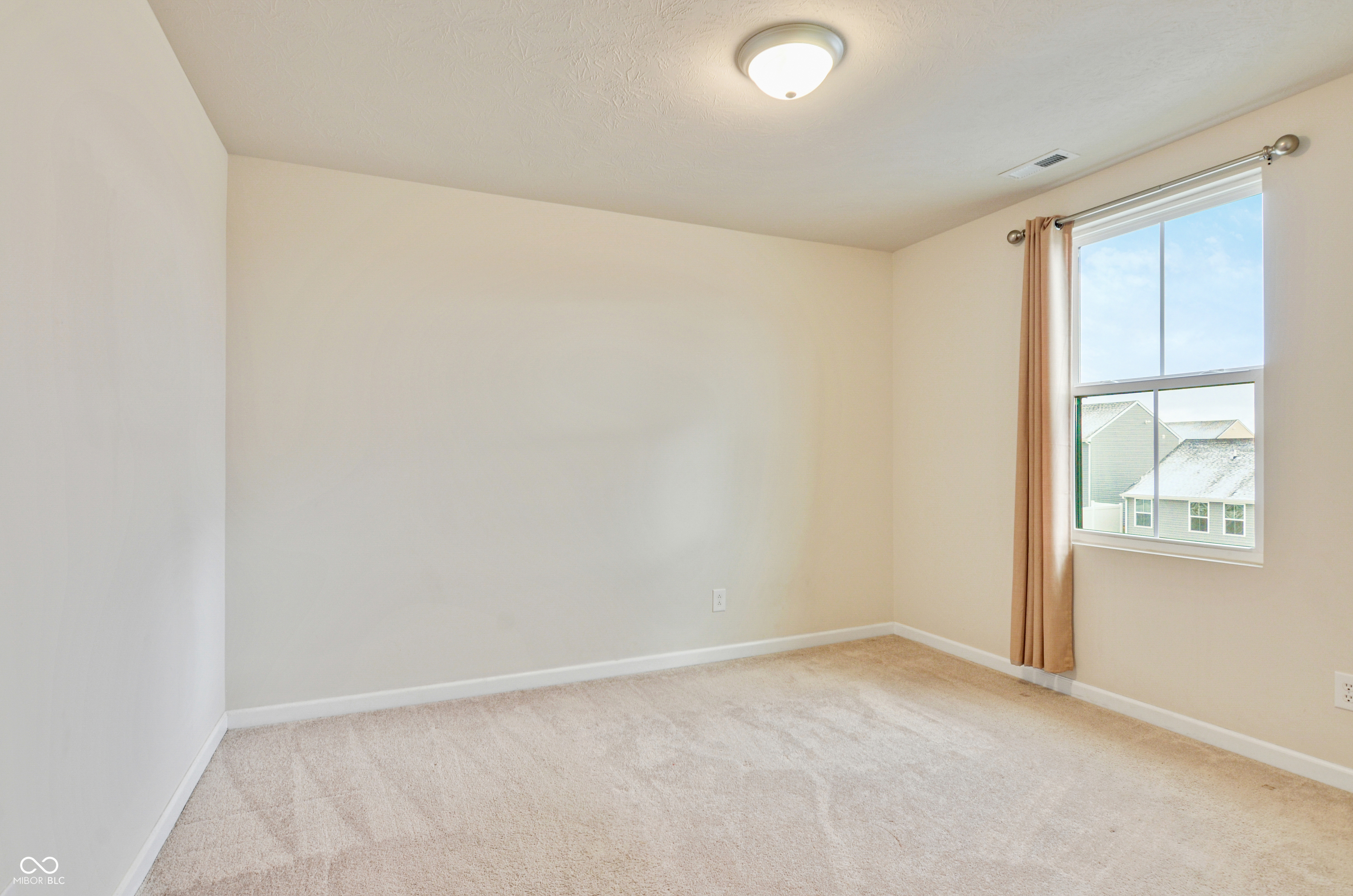 13819 N Tiosa Lane