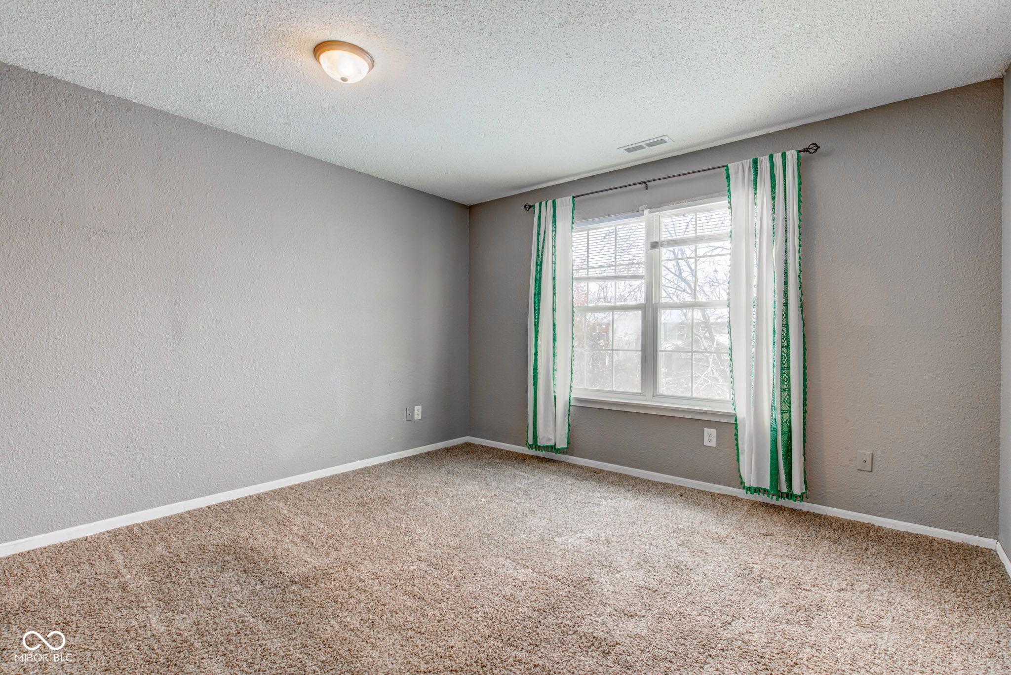 4060 Orchard Valley Boulevard