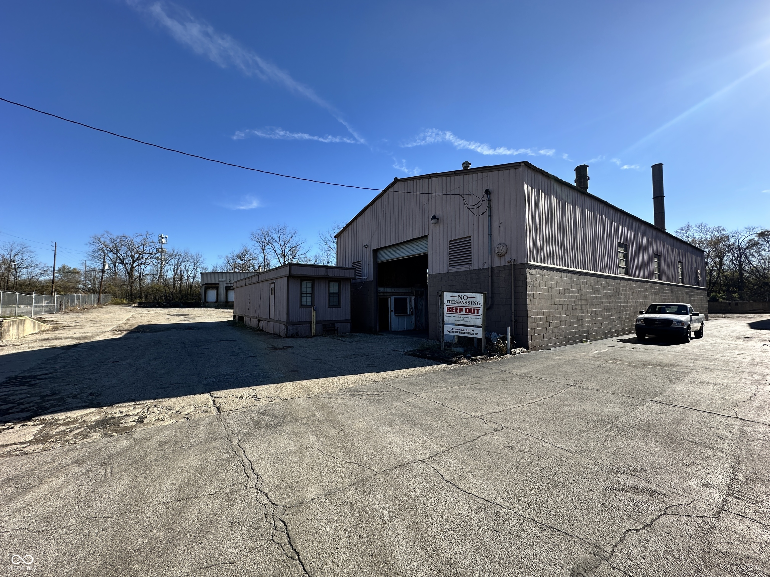 3601 E 9th Street