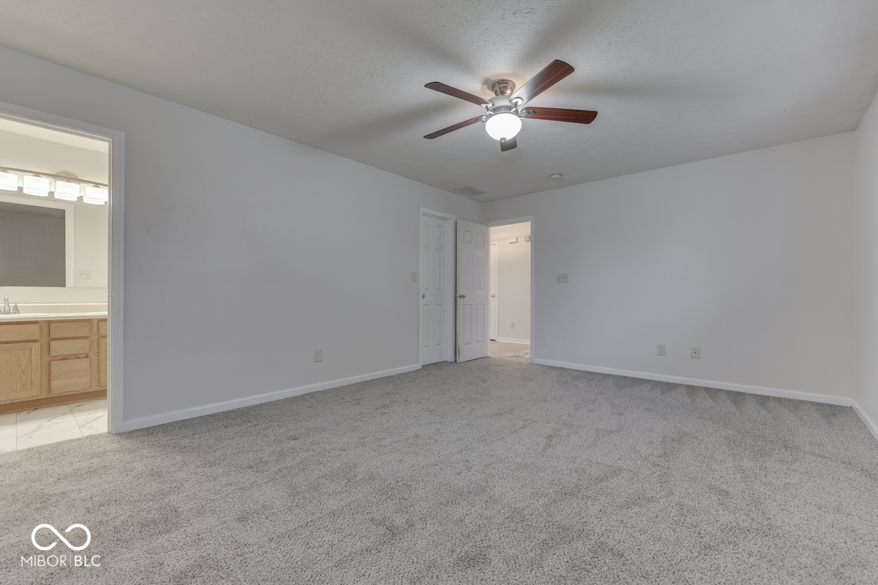 724 W Harriman Avenue