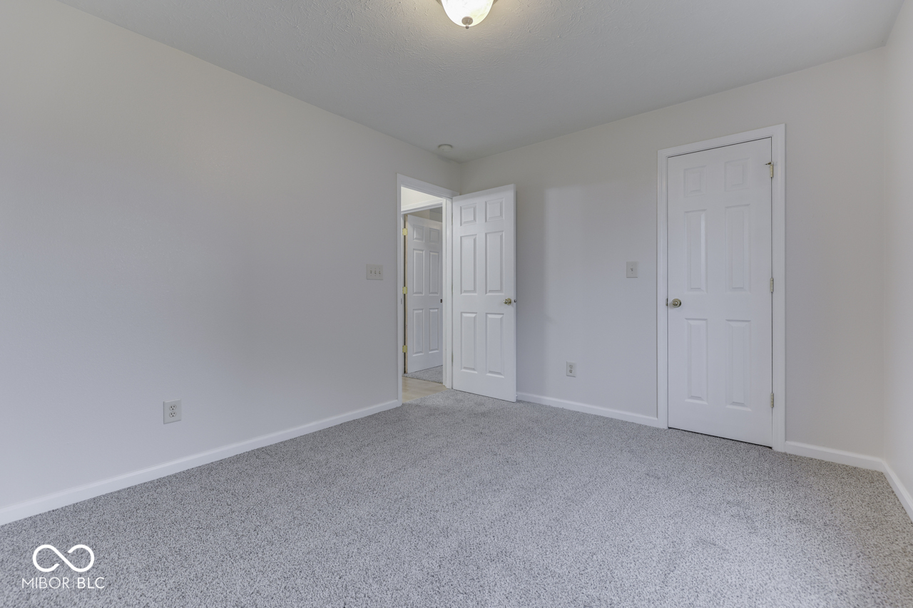 724 W Harriman Avenue