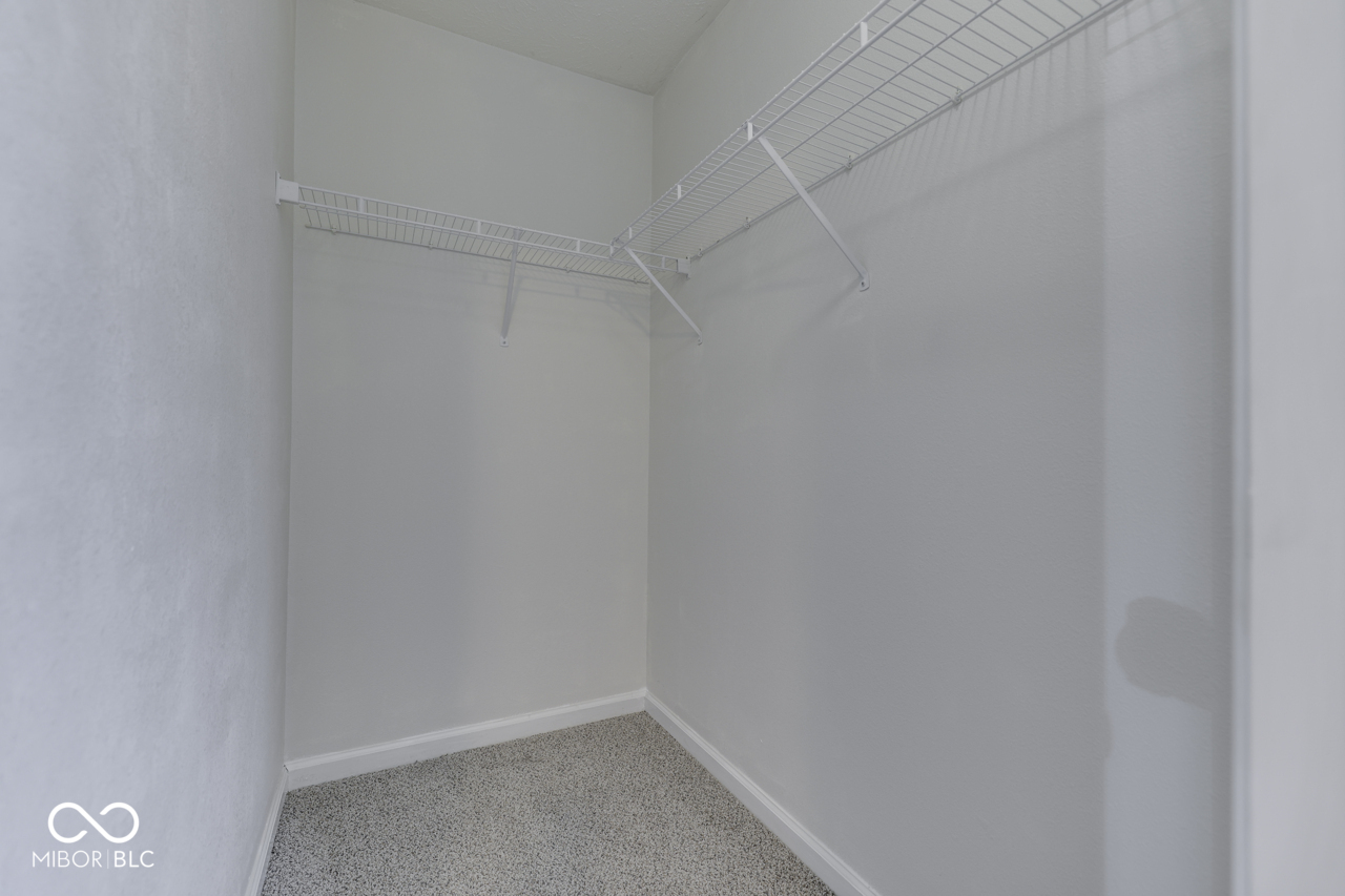 724 W Harriman Avenue