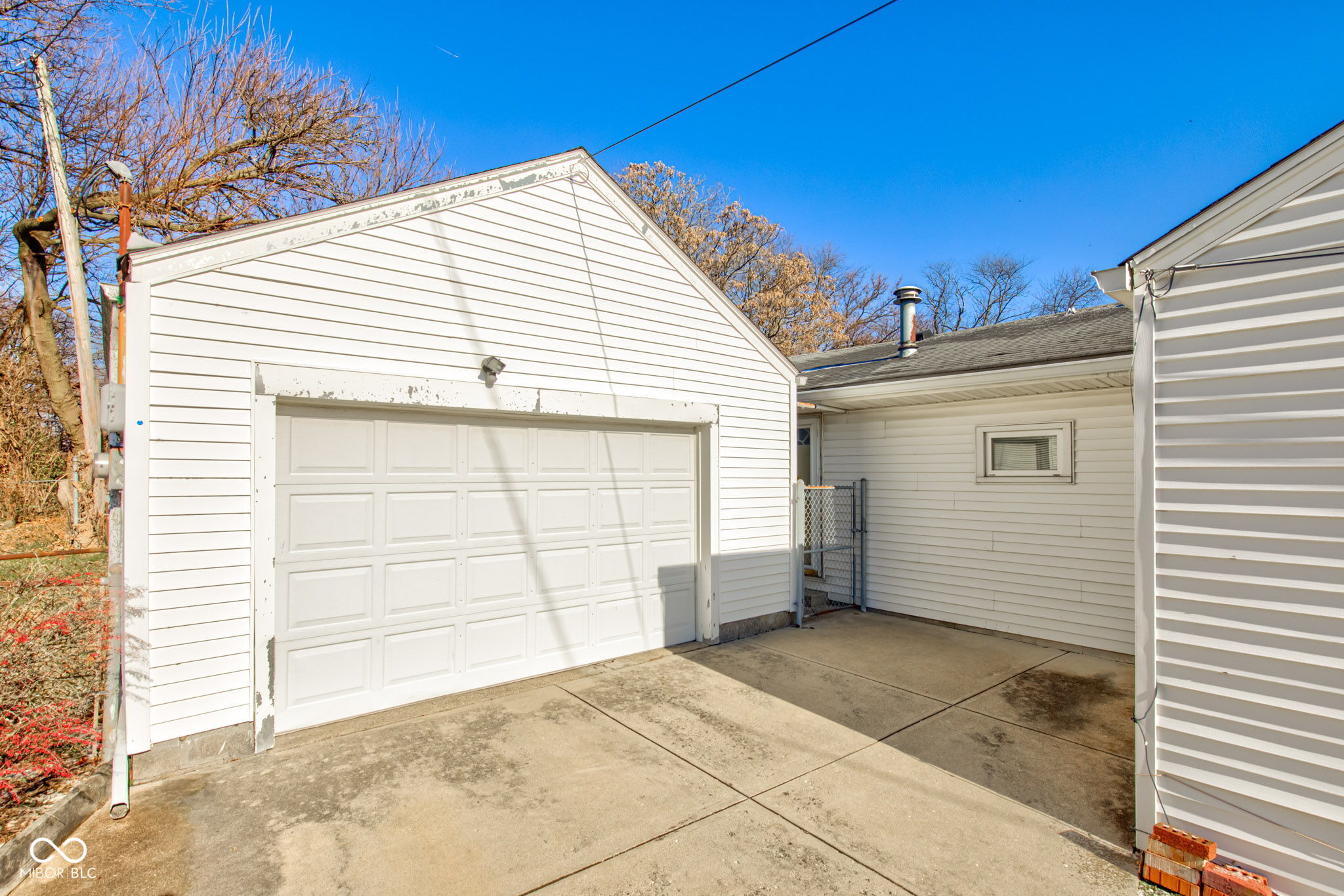 1304 E 38th Street