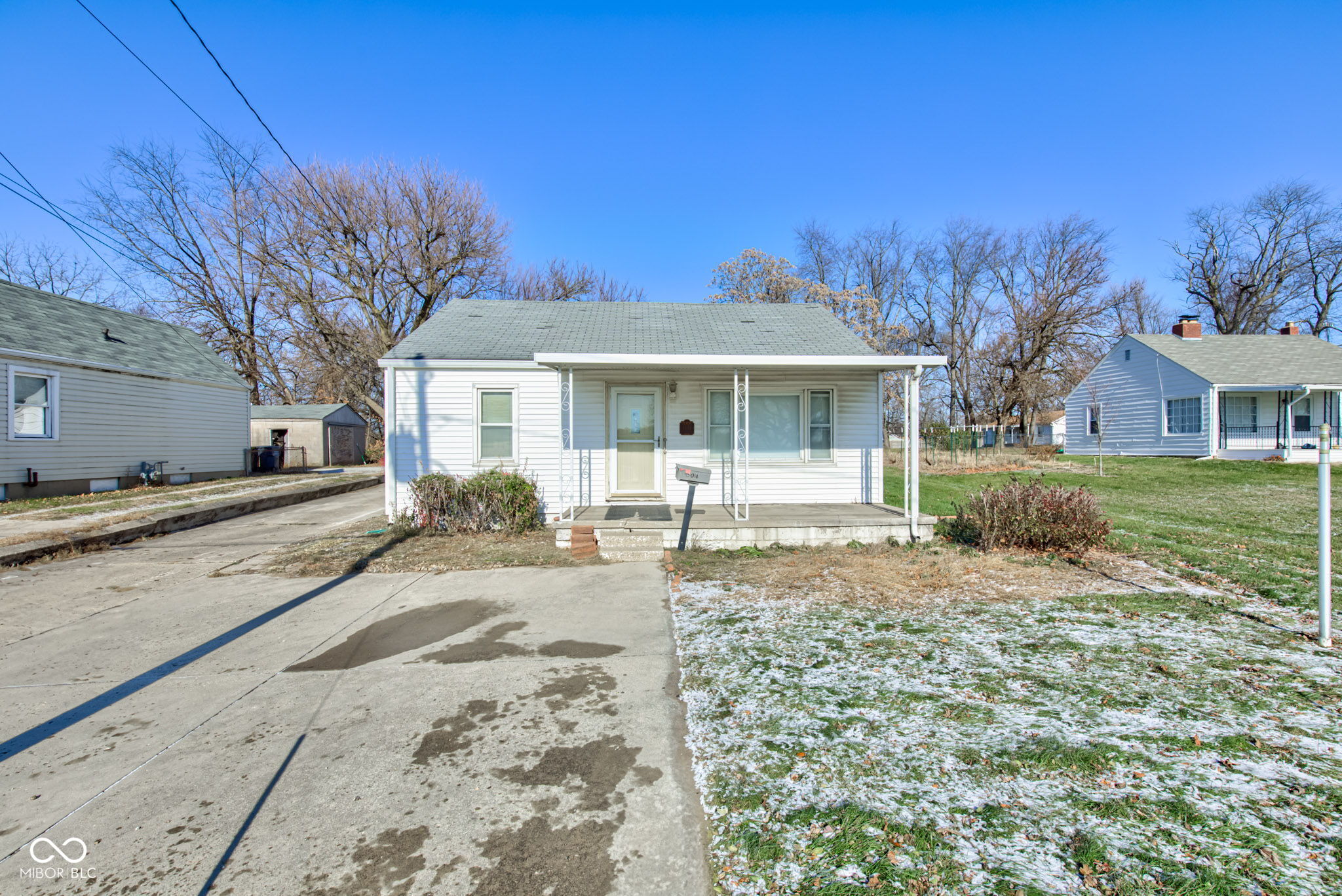1304 E 38th Street