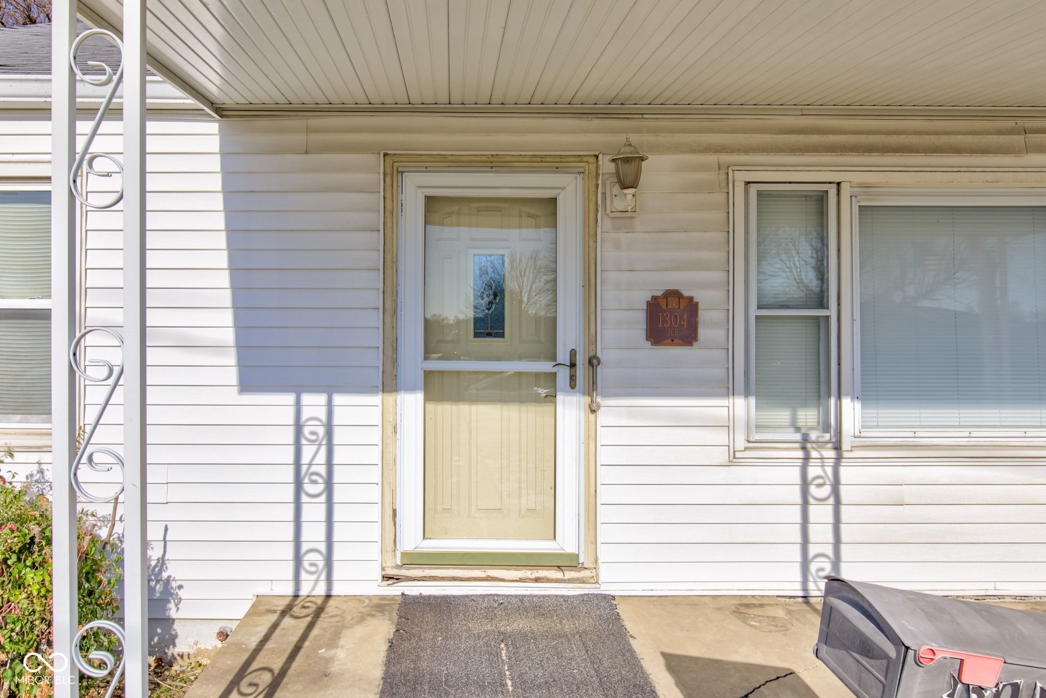 1304 E 38th Street