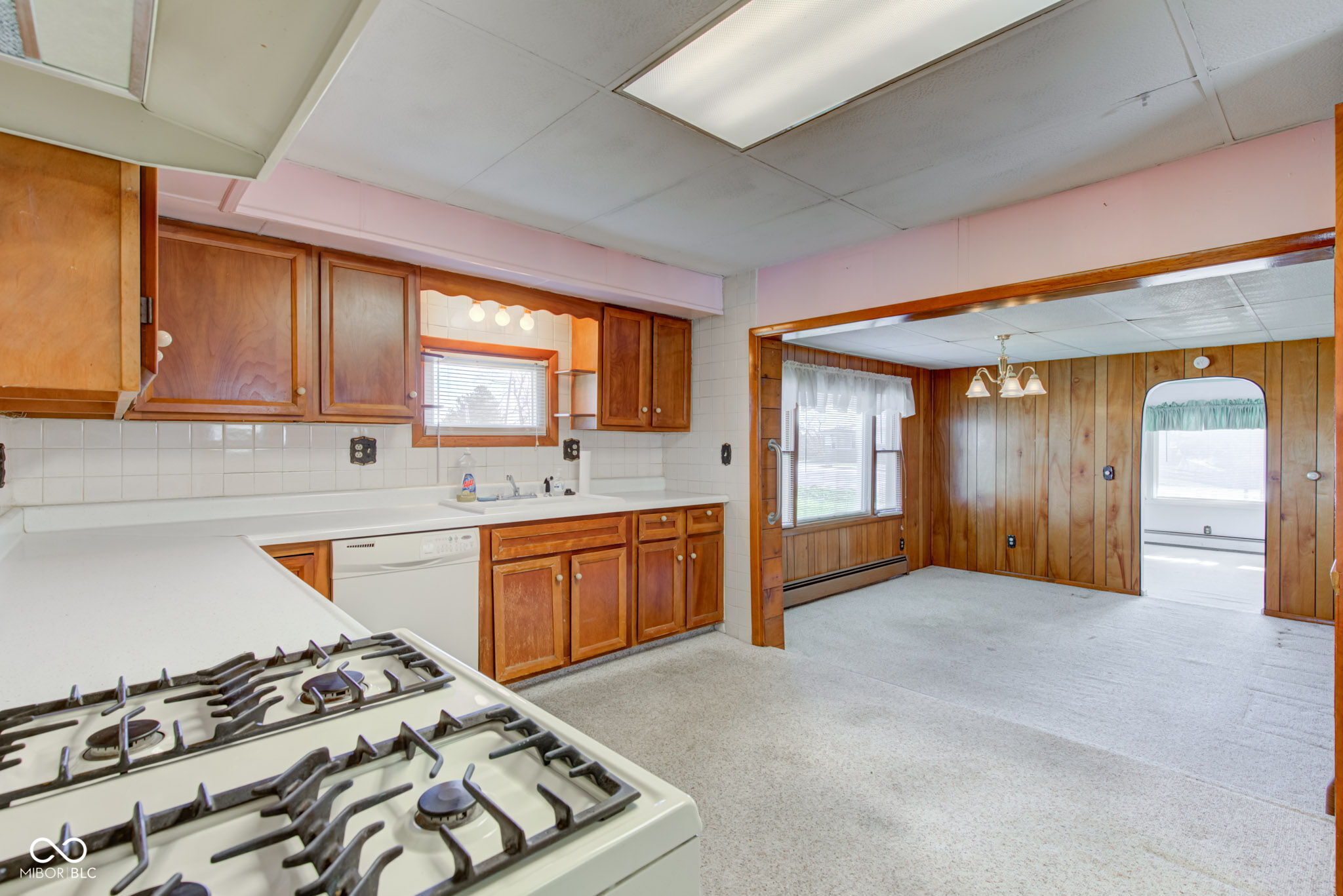 1304 E 38th Street