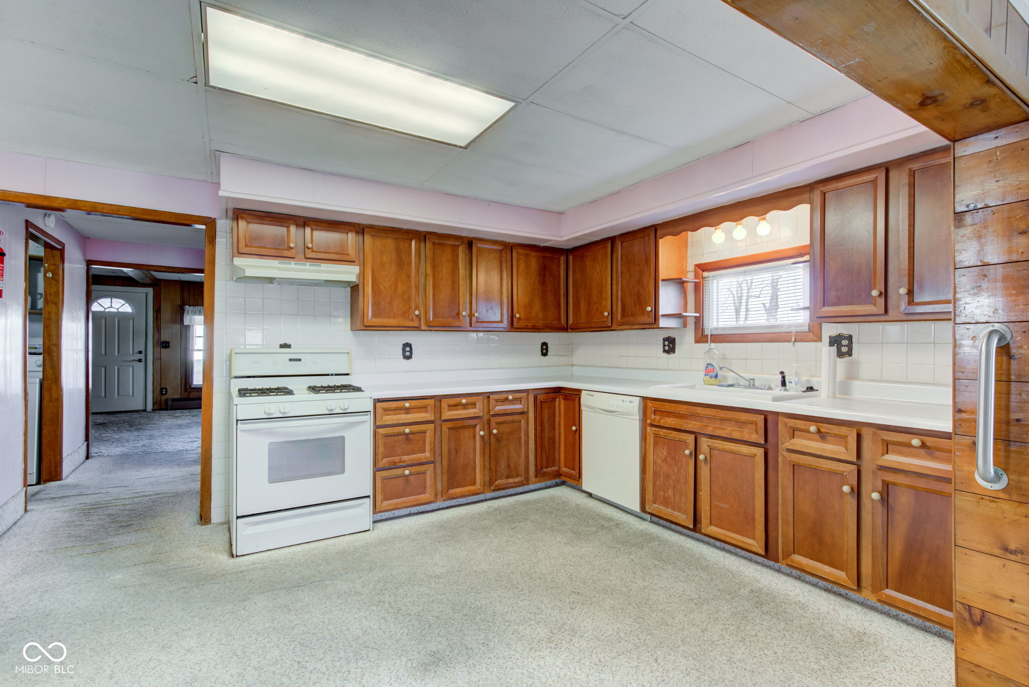 1304 E 38th Street