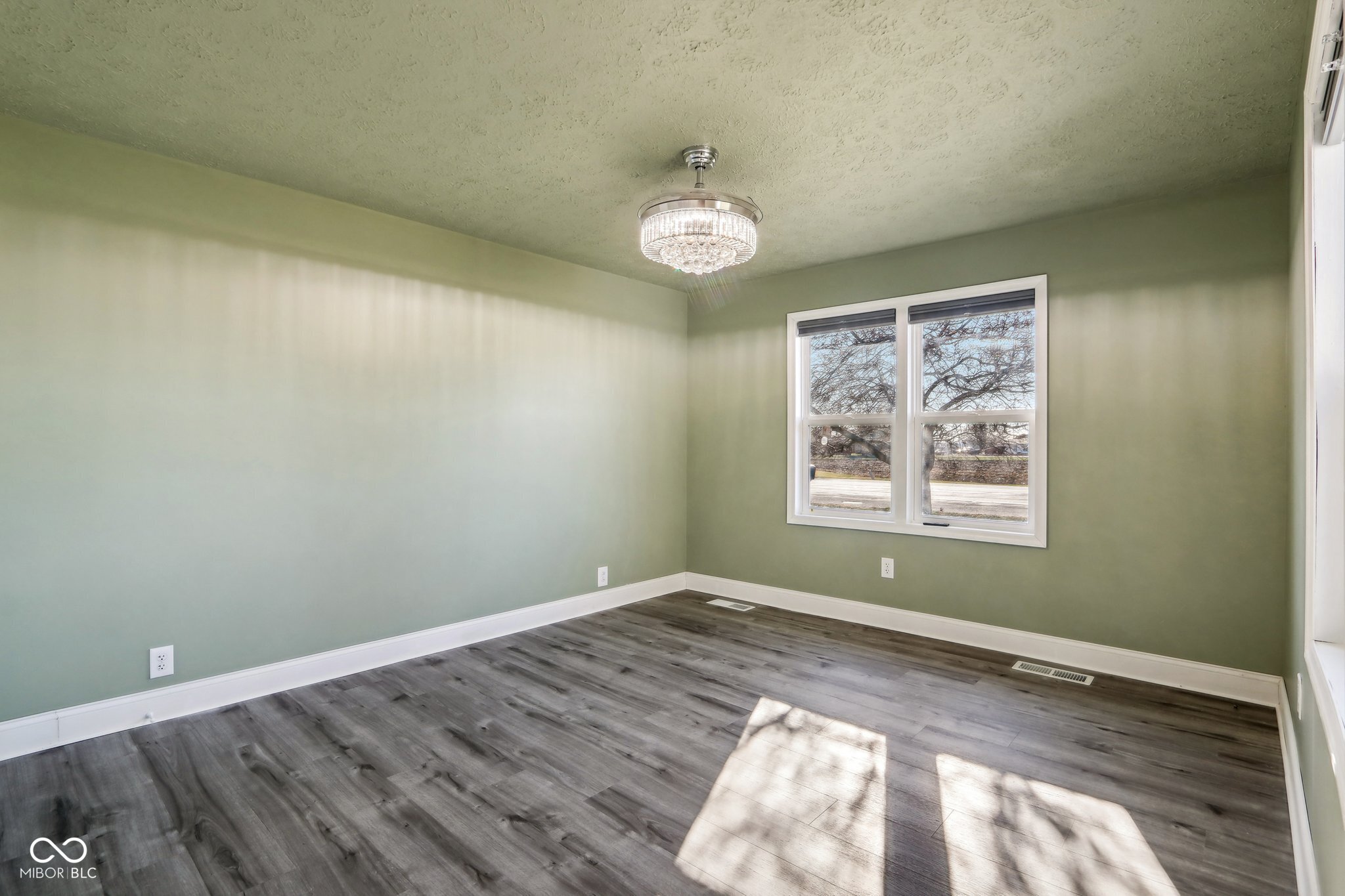 29219 N State Road 19 N