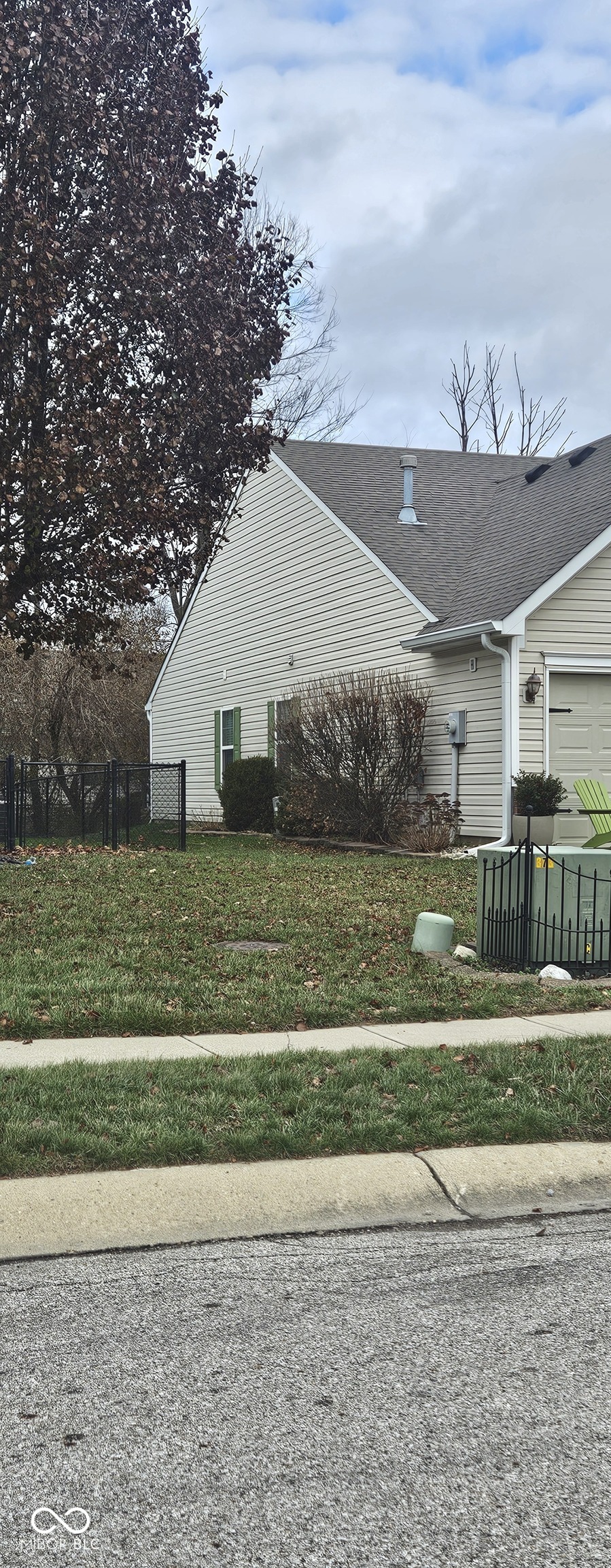 1304 Summerhouse Drive