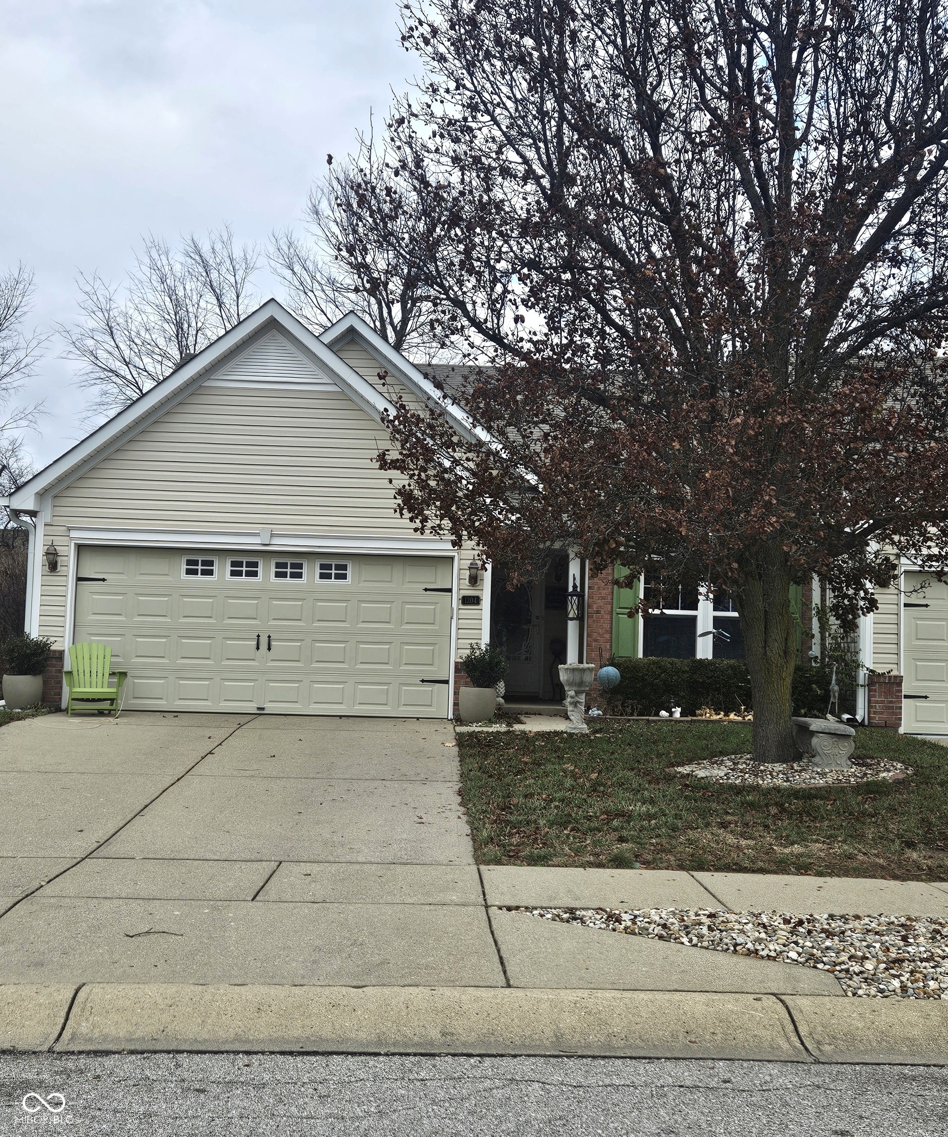 1304 Summerhouse Drive