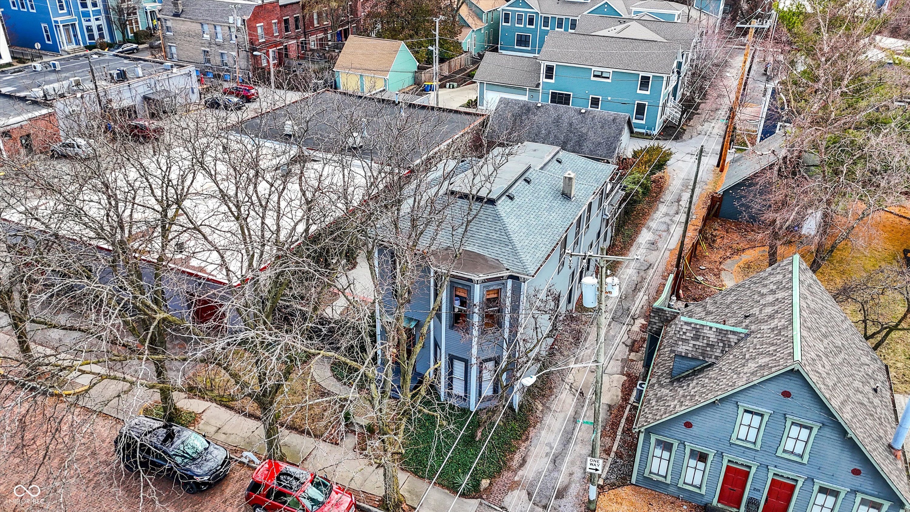 219 E 10th Street