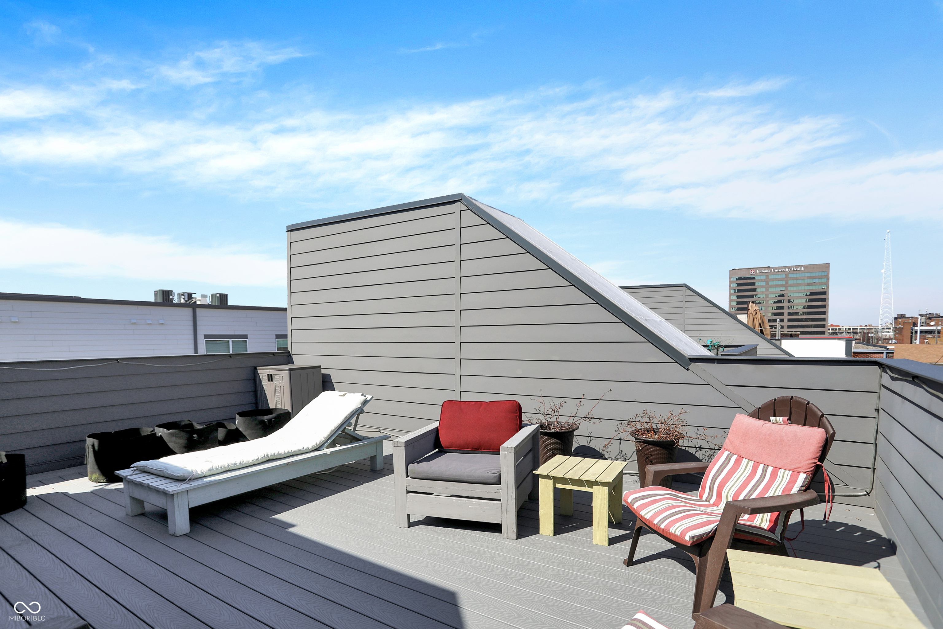 723 Perth Lane