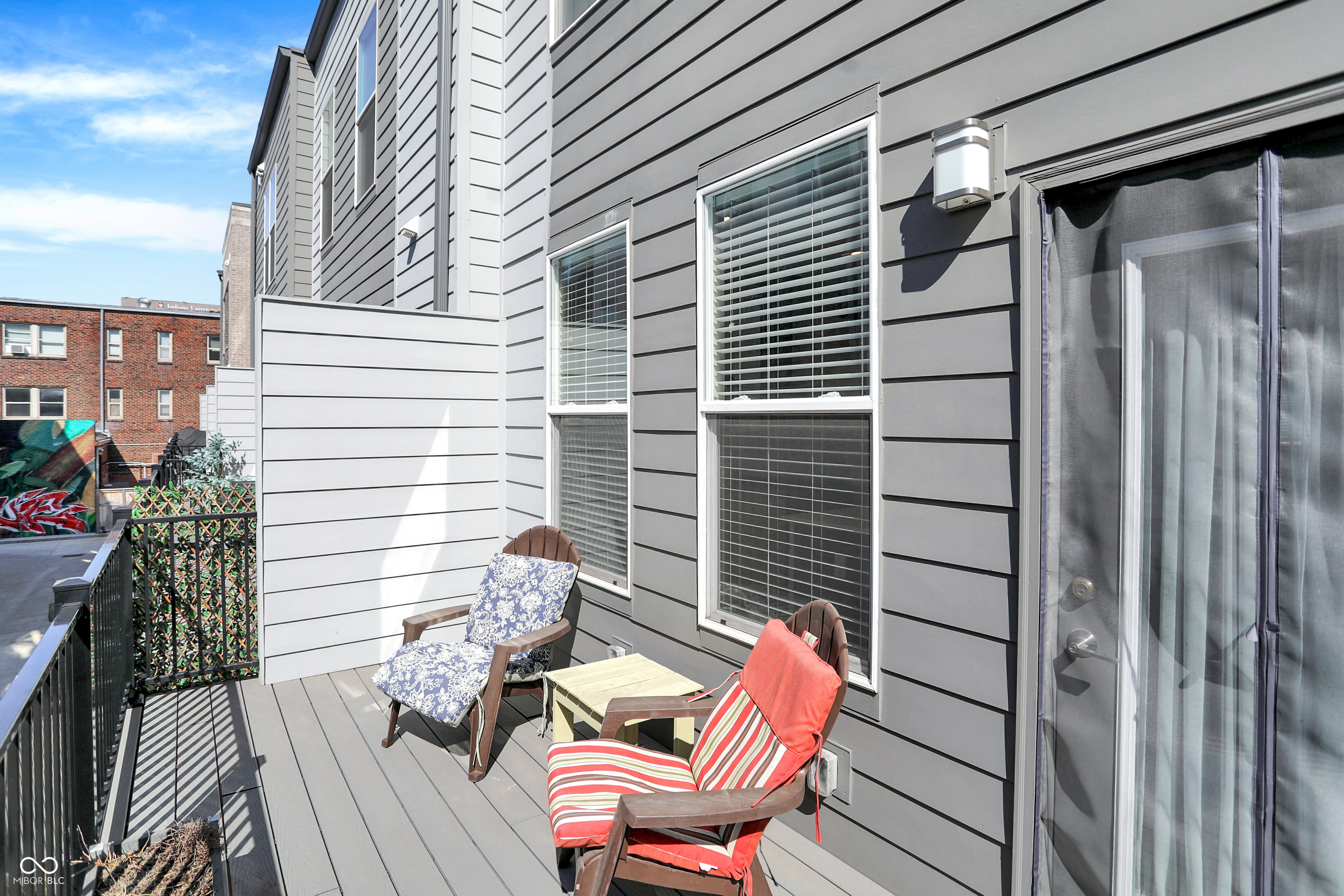723 Perth Lane