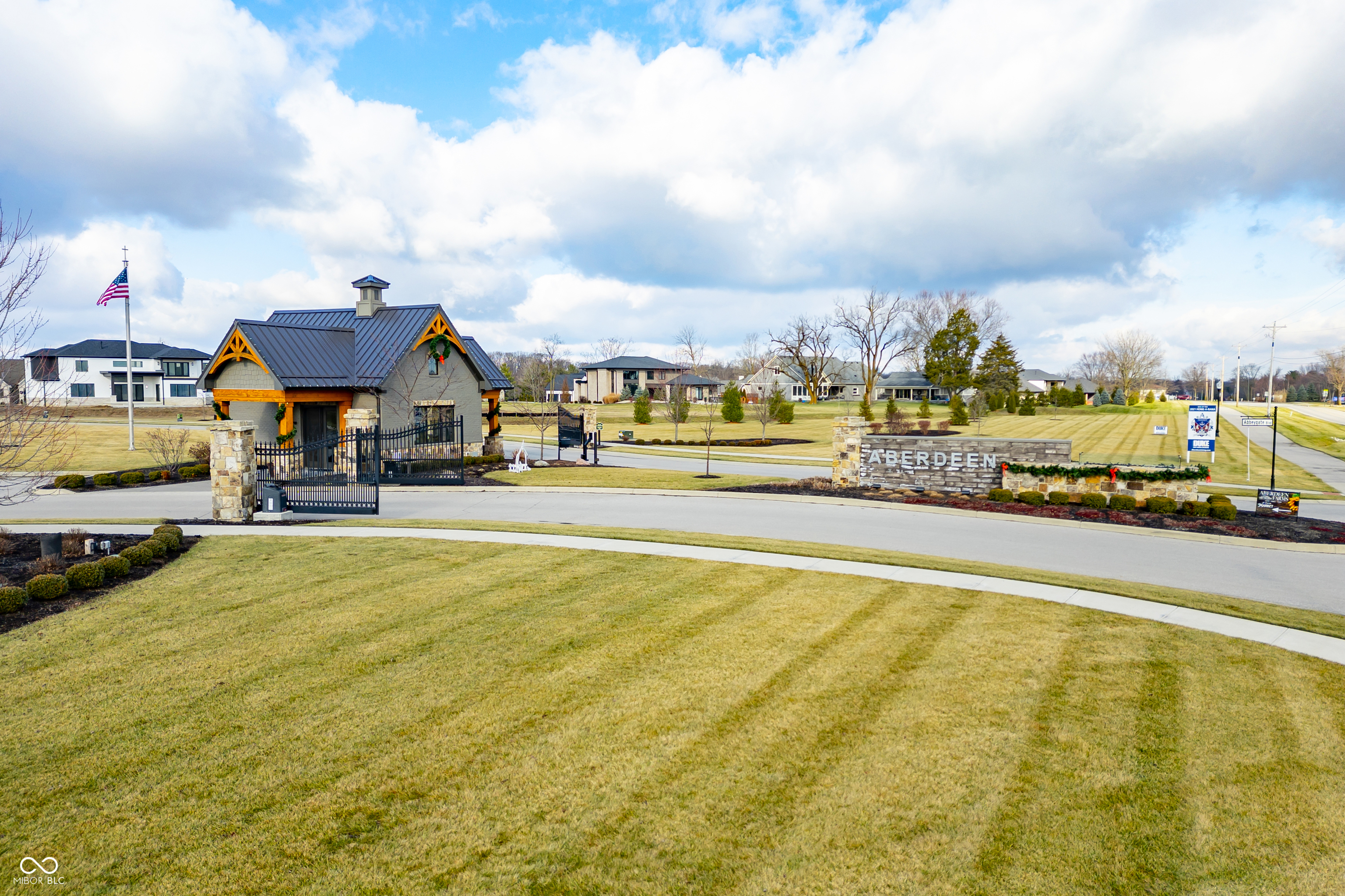 4332 Chapel Hl Court