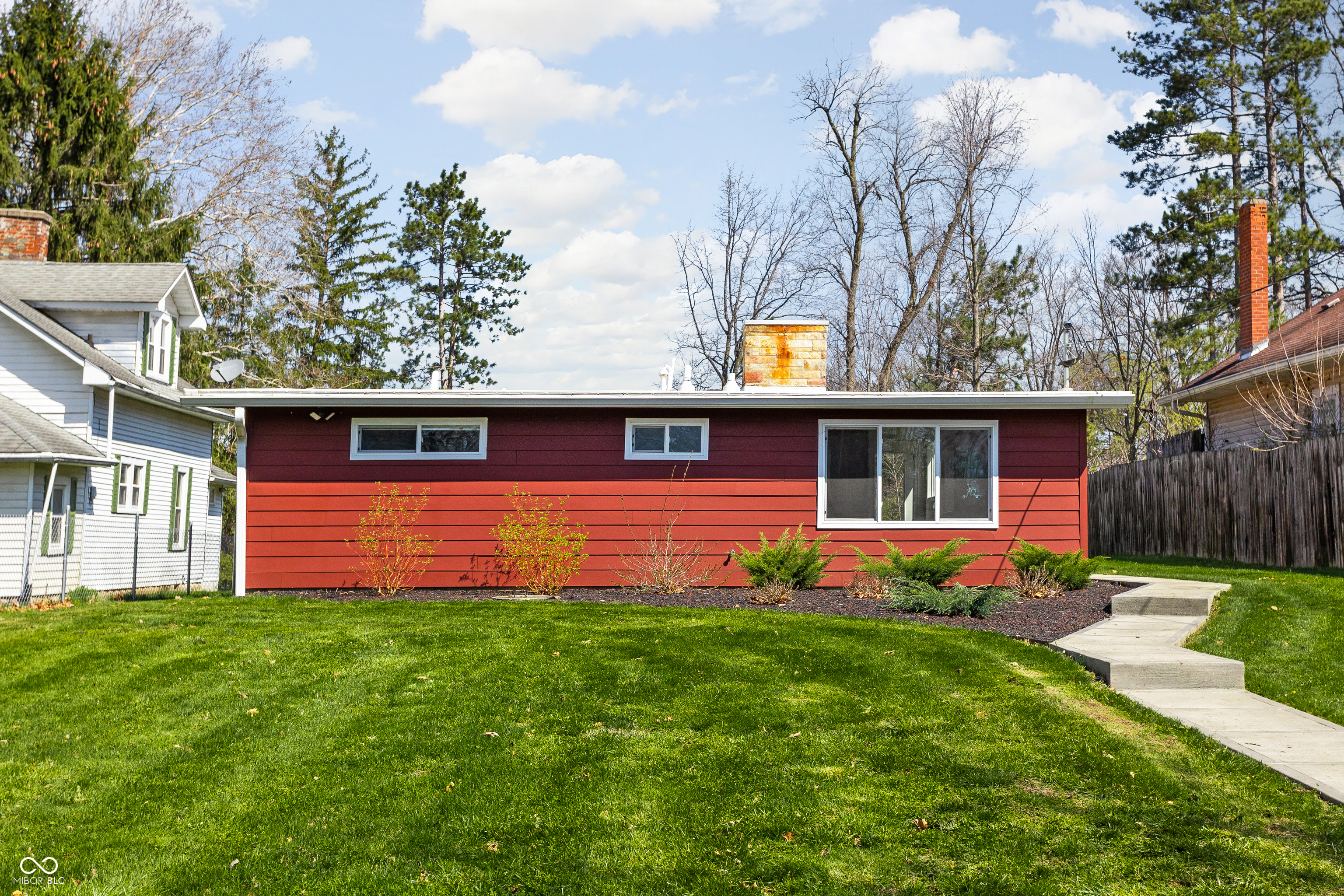 2894 W Grove Drive