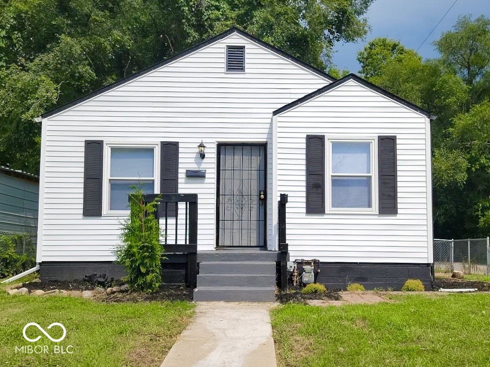 3501 Caroline Avenue