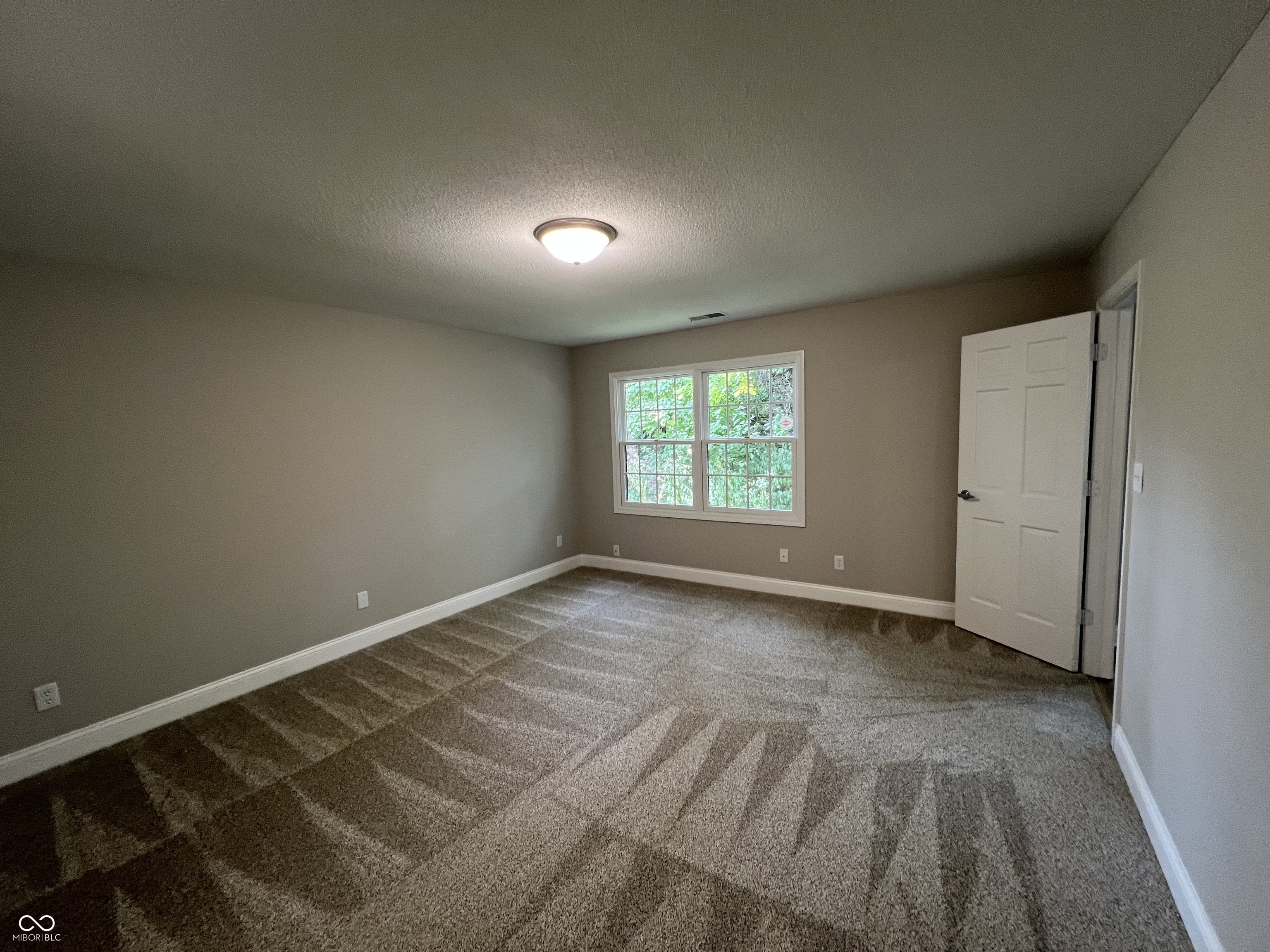 4944 Windridge Drive