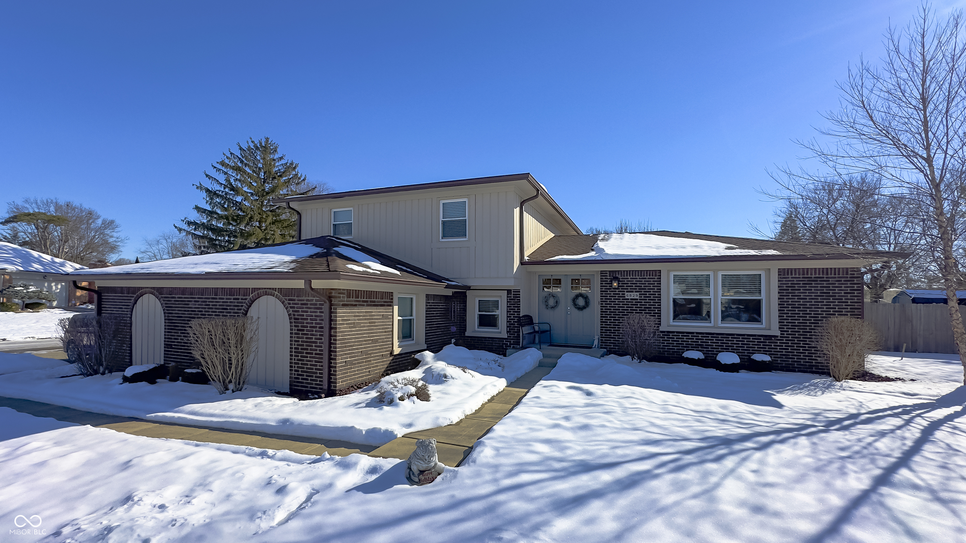 6829 Yellowstone Parkway