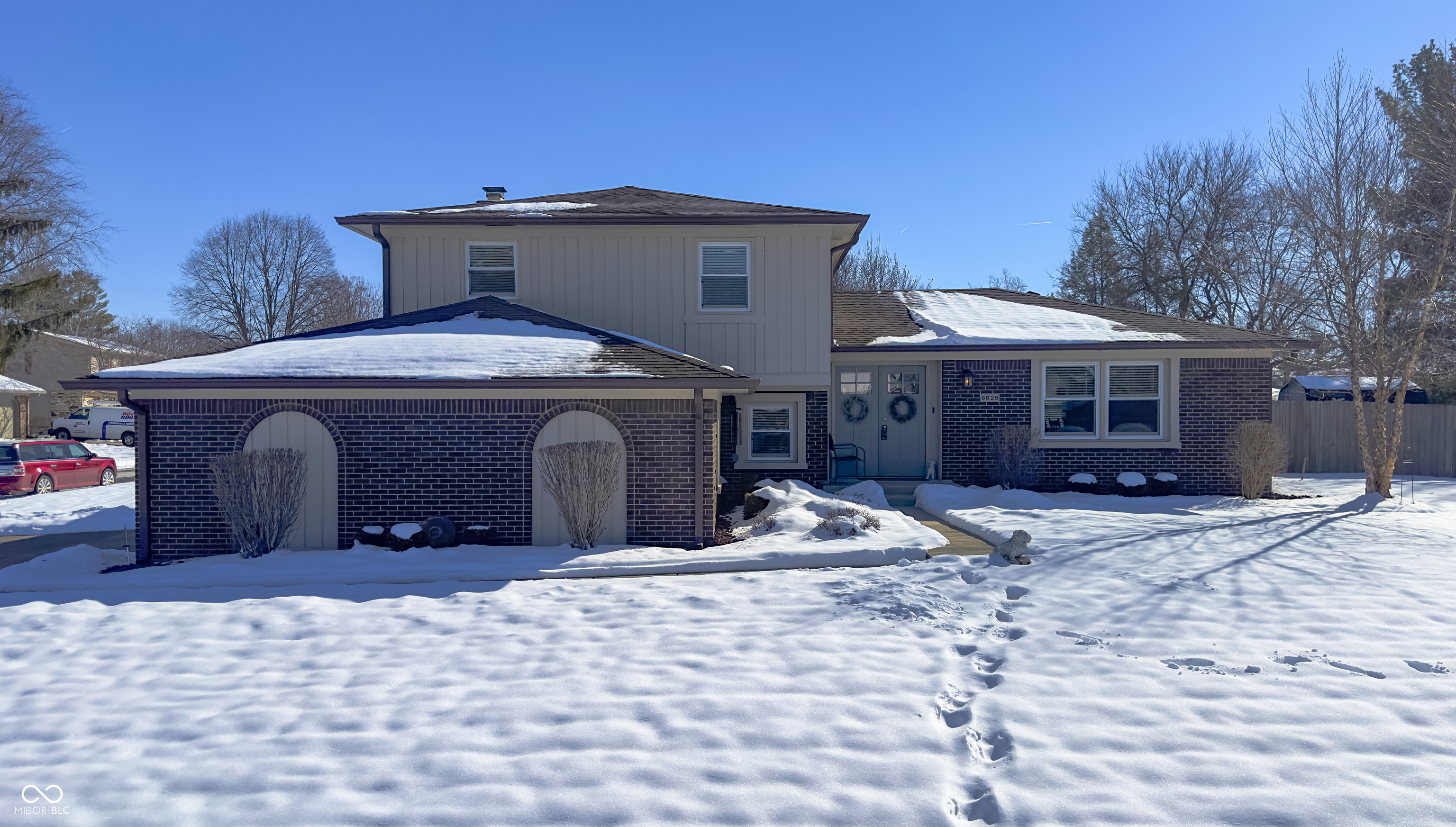 6829 Yellowstone Parkway