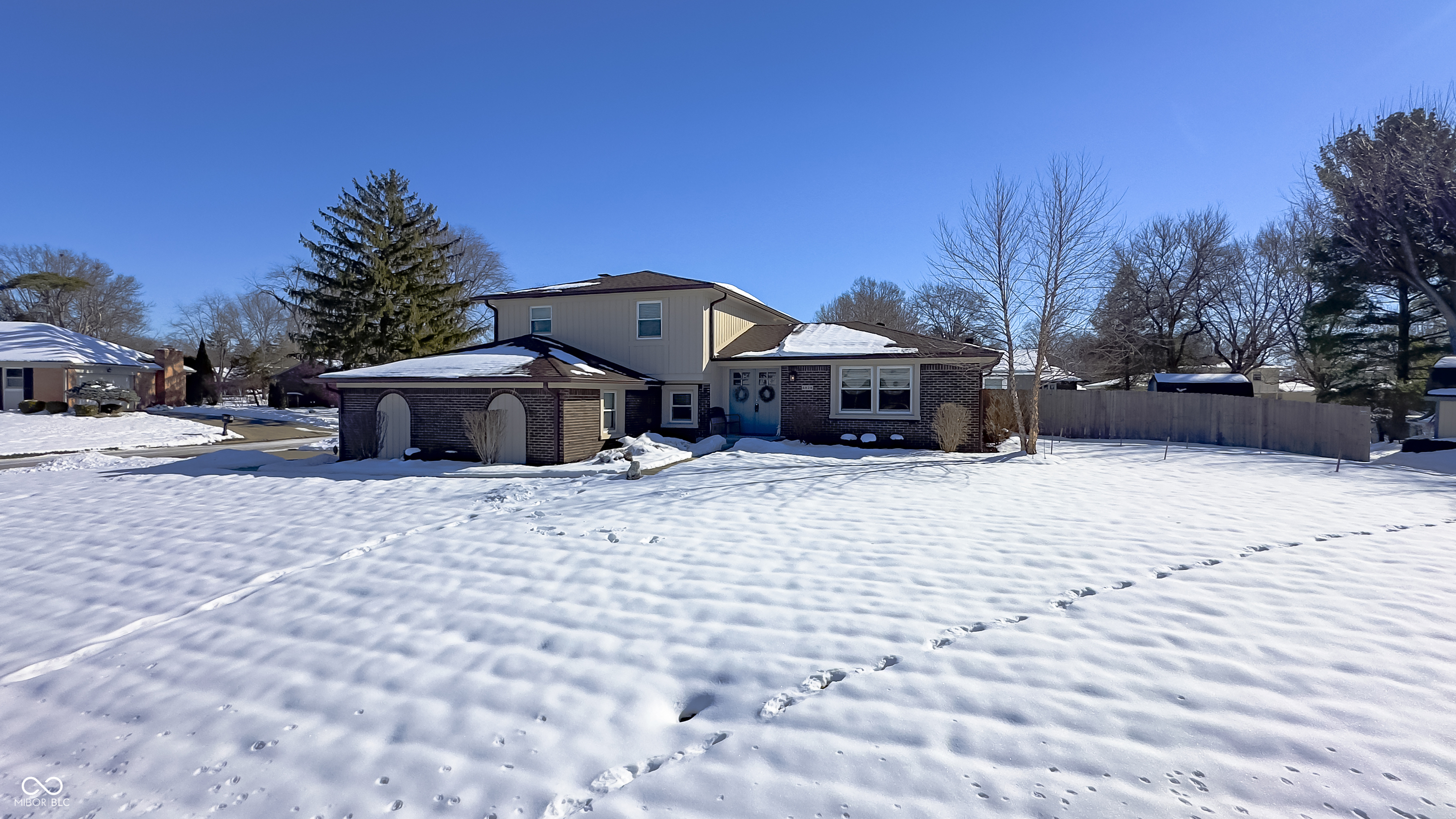 6829 Yellowstone Parkway