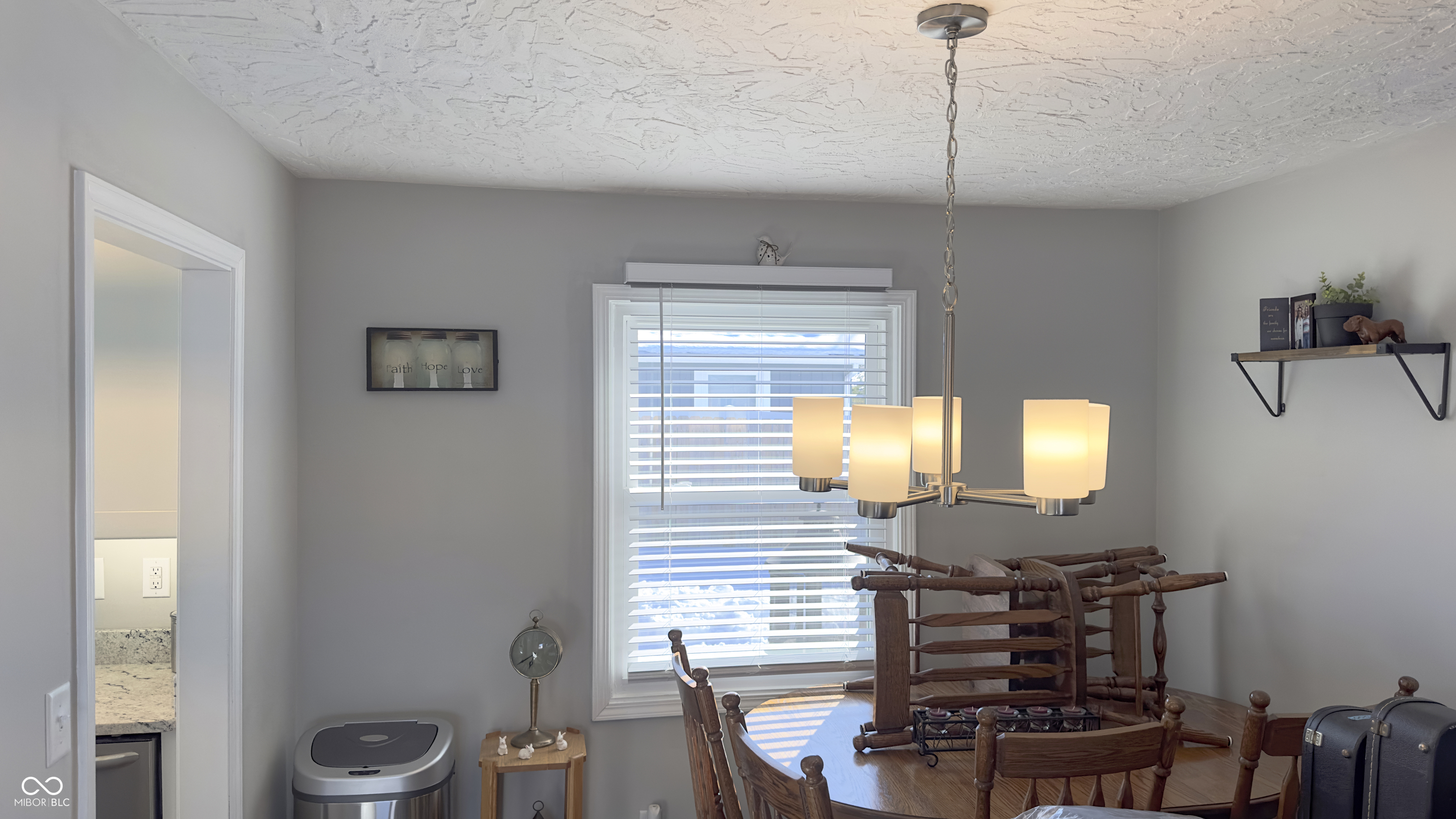 6829 Yellowstone Parkway