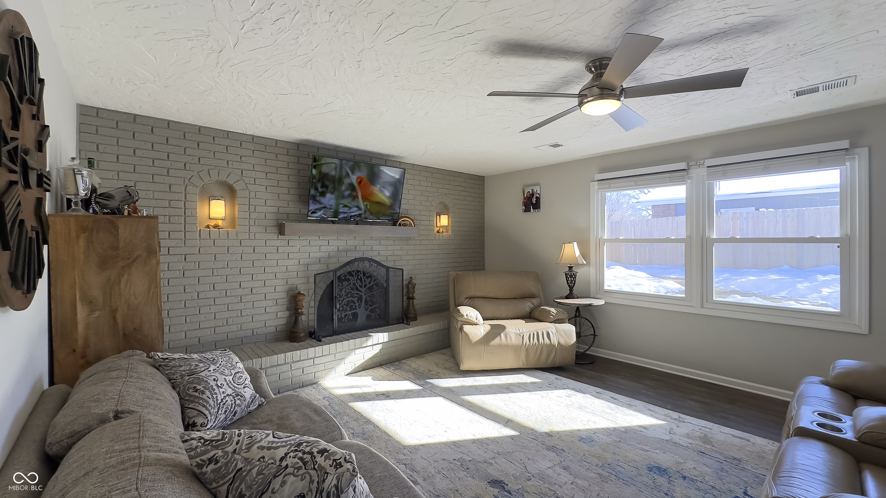 6829 Yellowstone Parkway