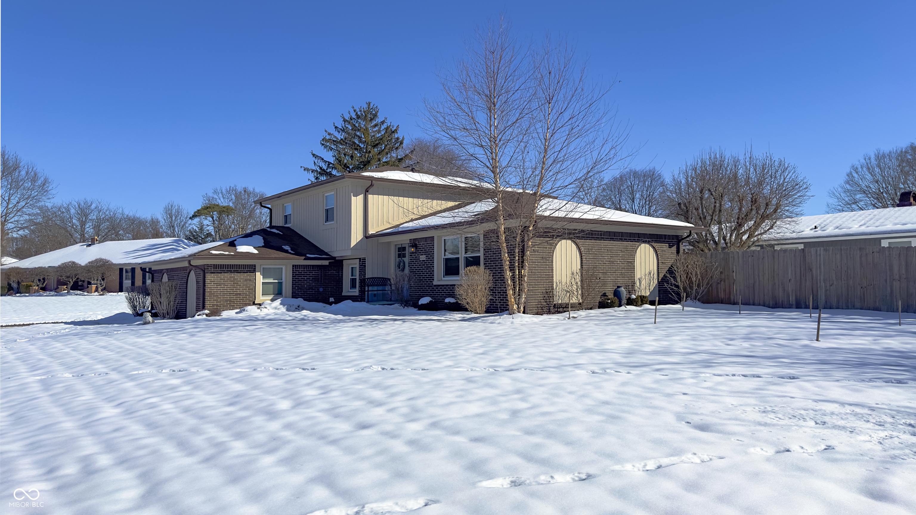 6829 Yellowstone Parkway