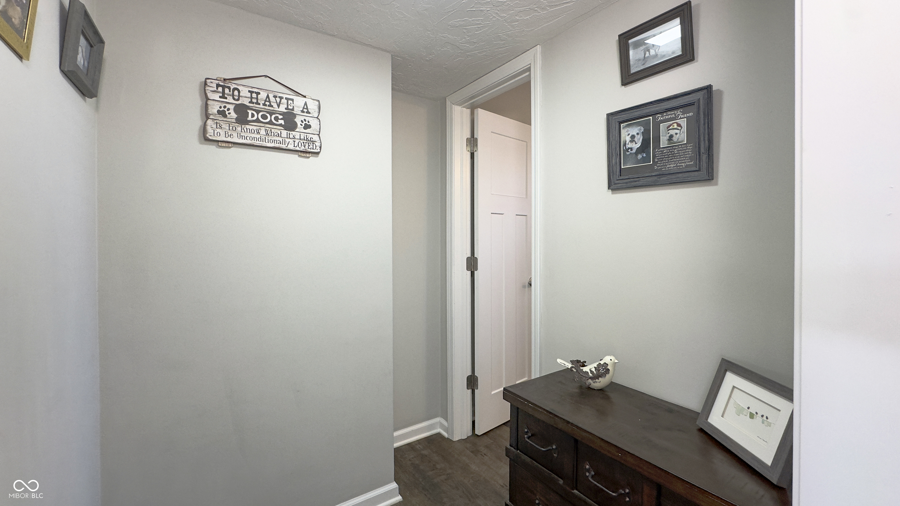 6829 Yellowstone Parkway