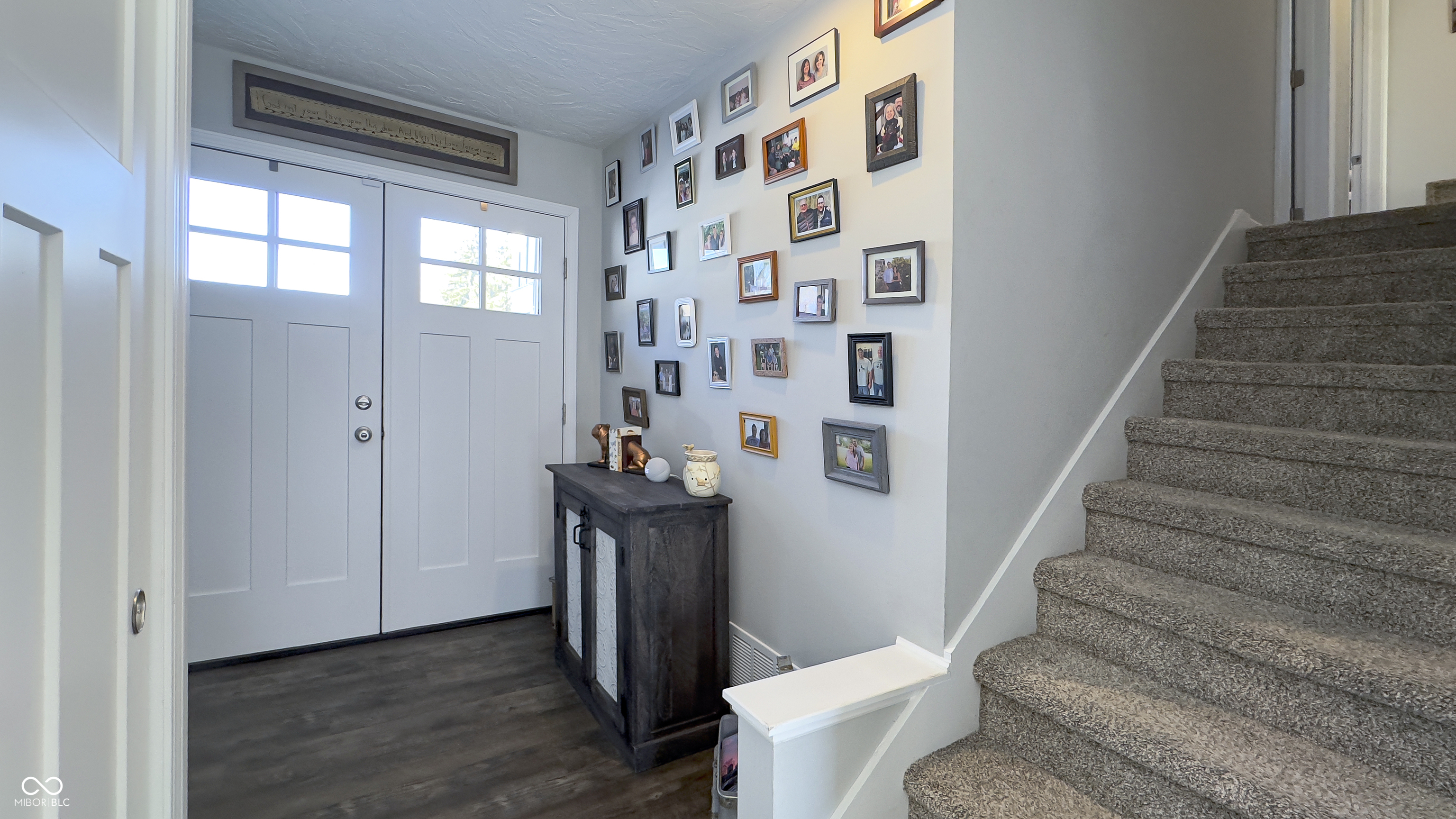 6829 Yellowstone Parkway