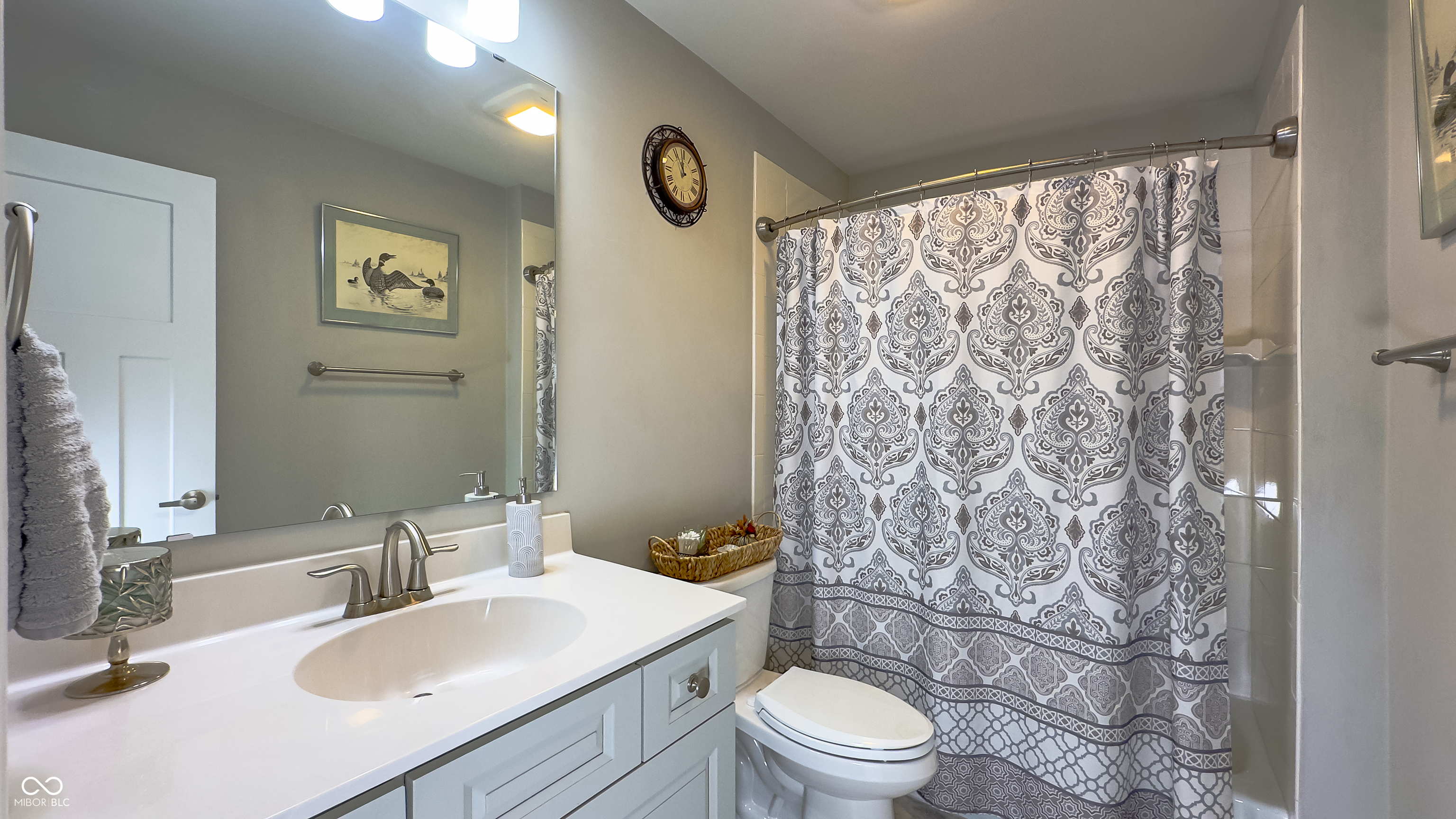 6829 Yellowstone Parkway
