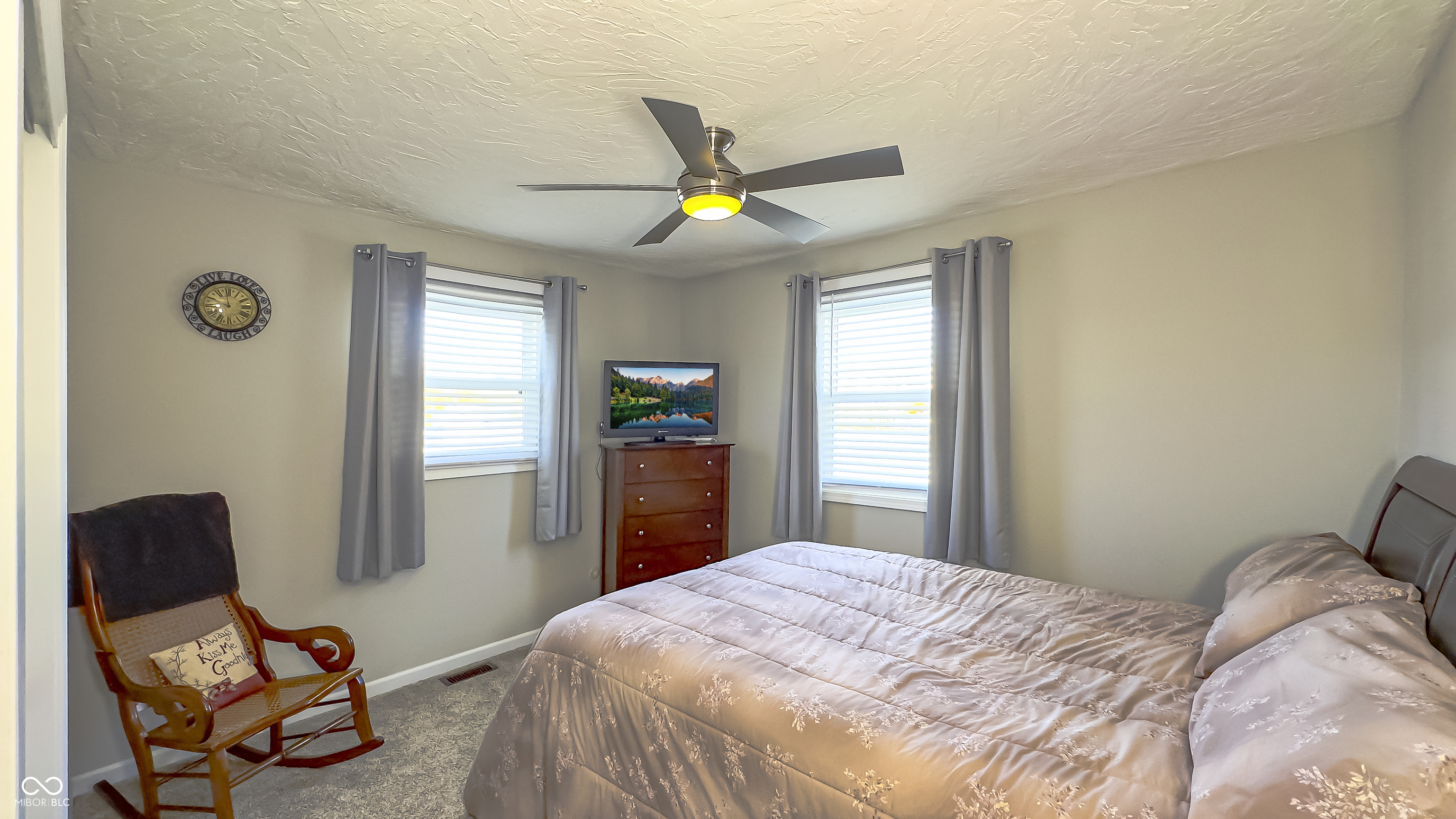6829 Yellowstone Parkway