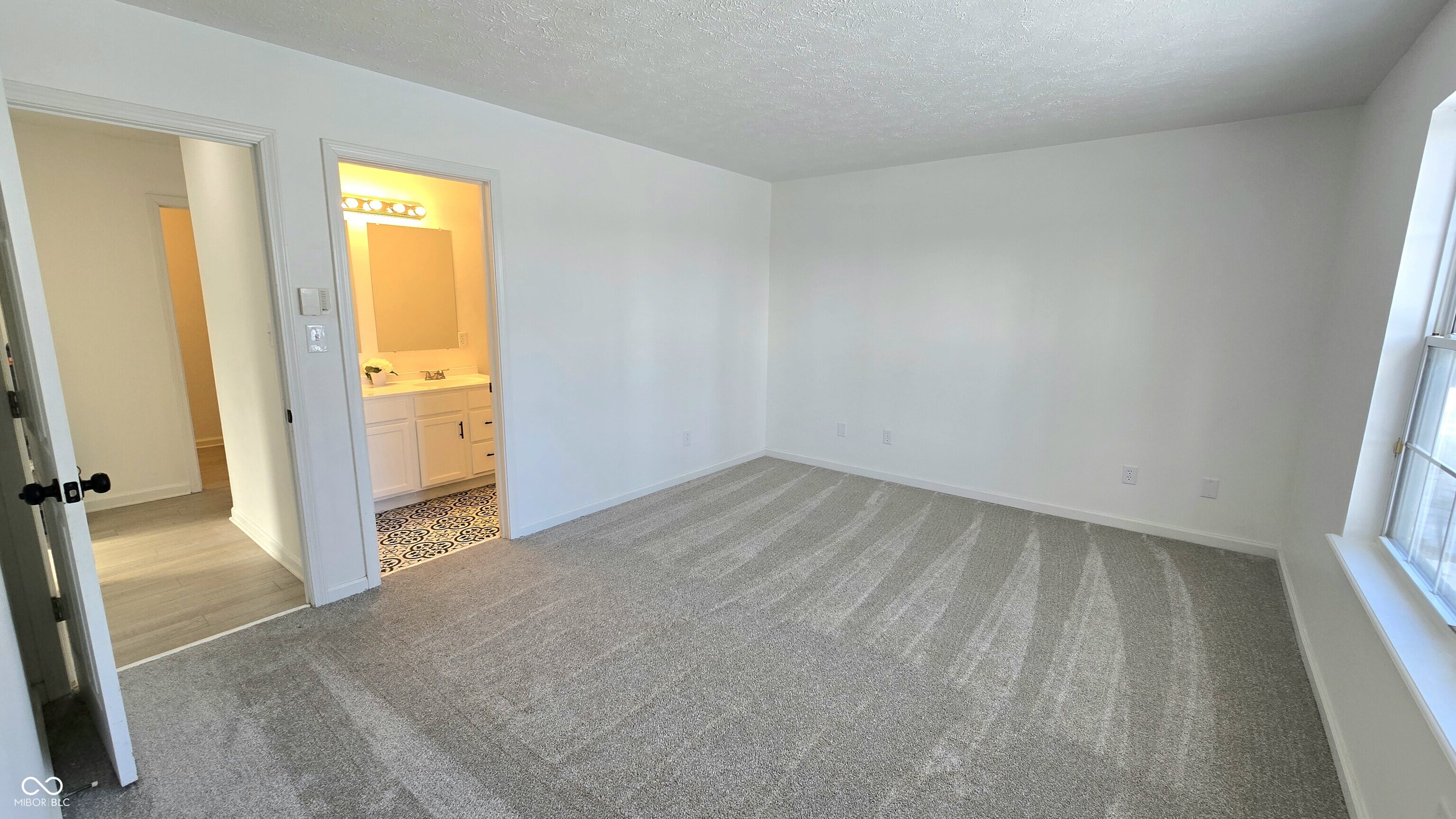 3459 Lauren Drive