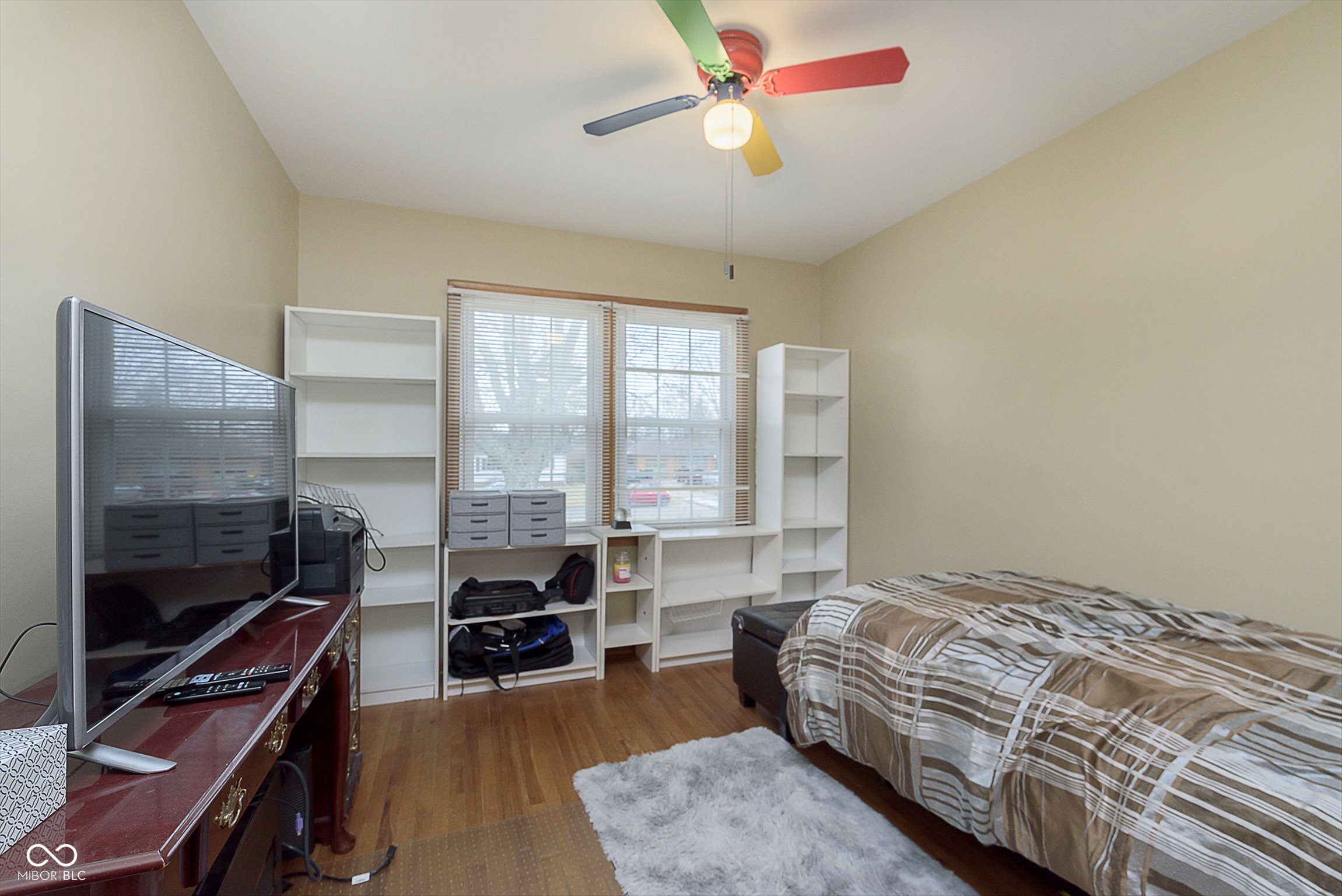 1215 N Shortridge Road
