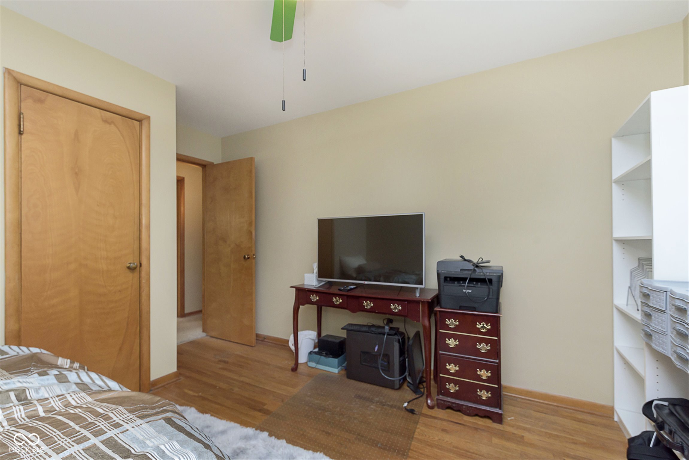1215 N Shortridge Road