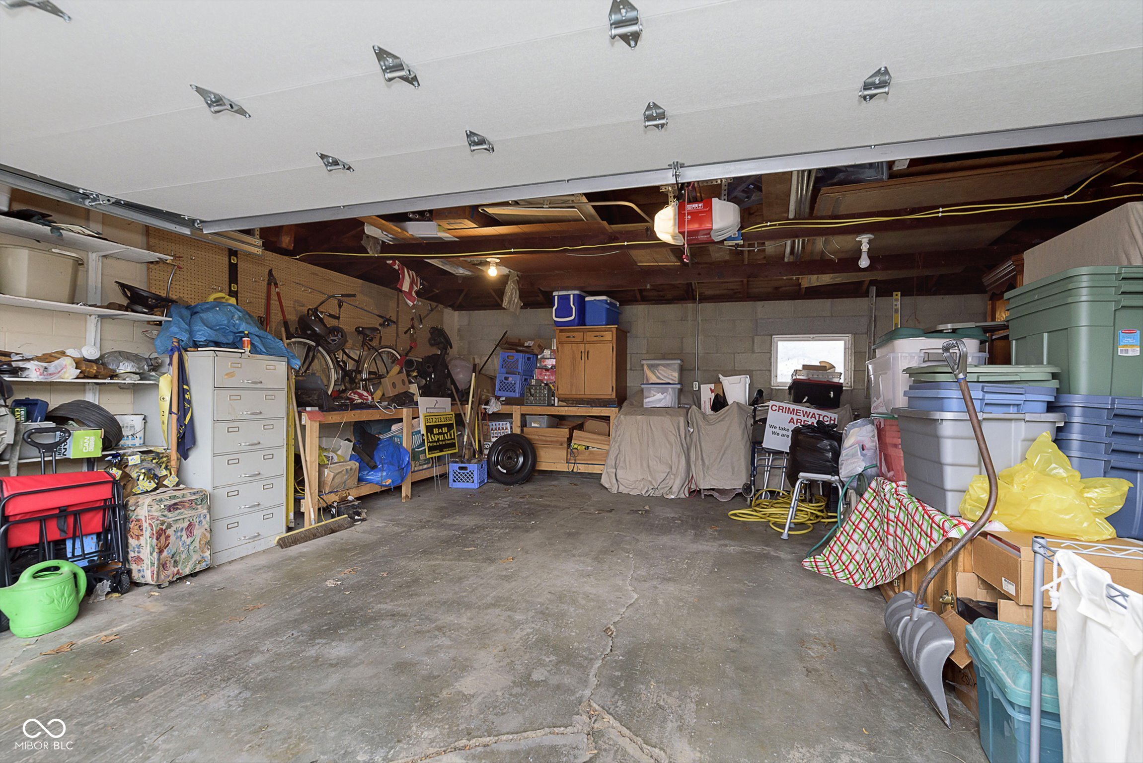 1215 N Shortridge Road