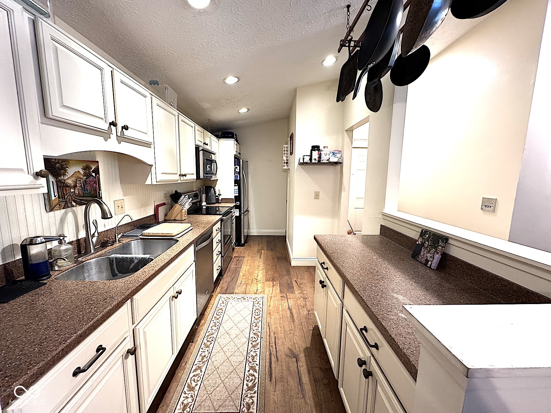 8104 Glenwillow Lane Unit: 208