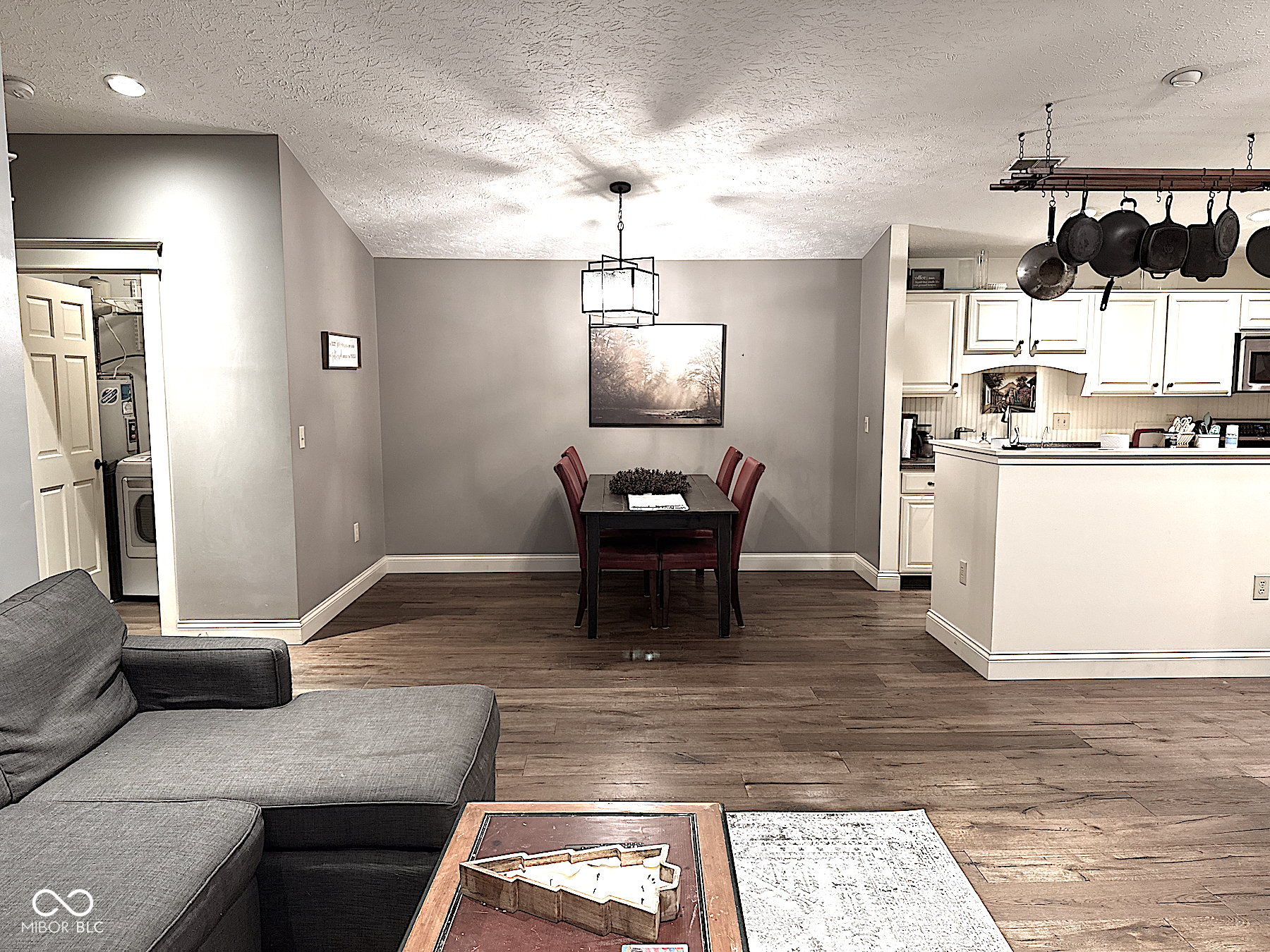 8104 Glenwillow Lane Unit: 208
